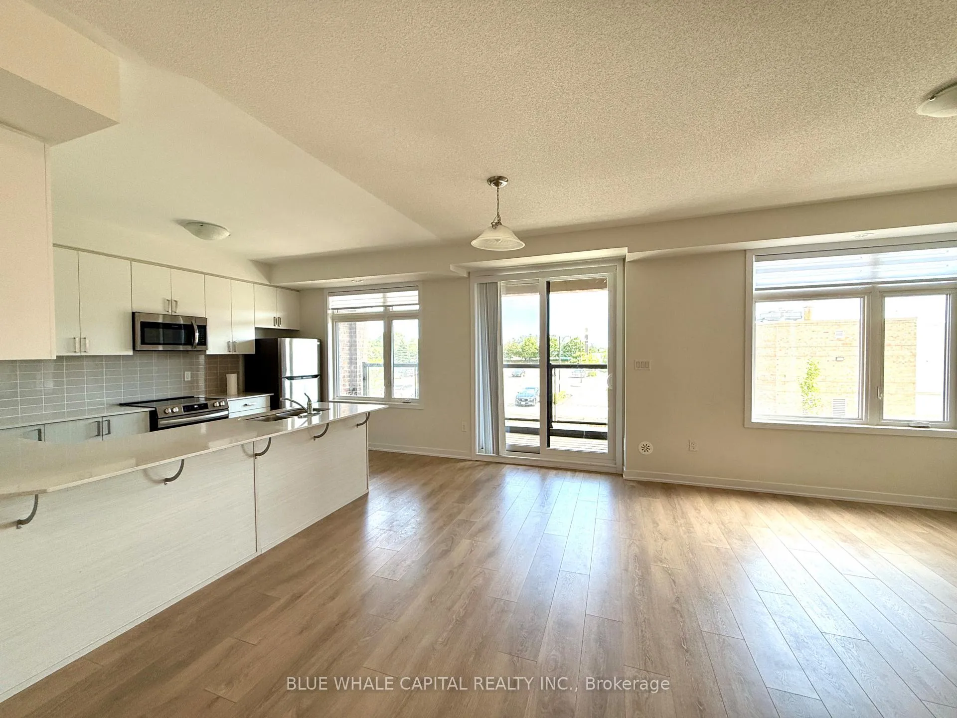 Photo 5 of Unit 804, 1865 Pickering Parkway, Pickering, Village East — HOMEH