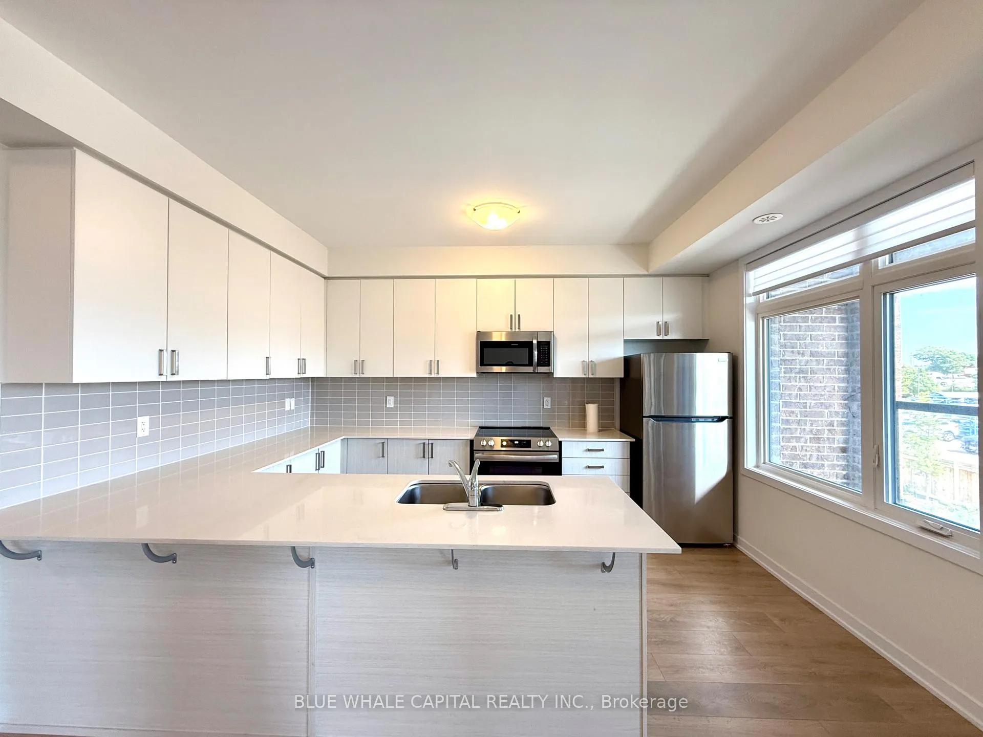 Photo 8 of Unit 804, 1865 Pickering Parkway, Pickering, Village East — HOMEH