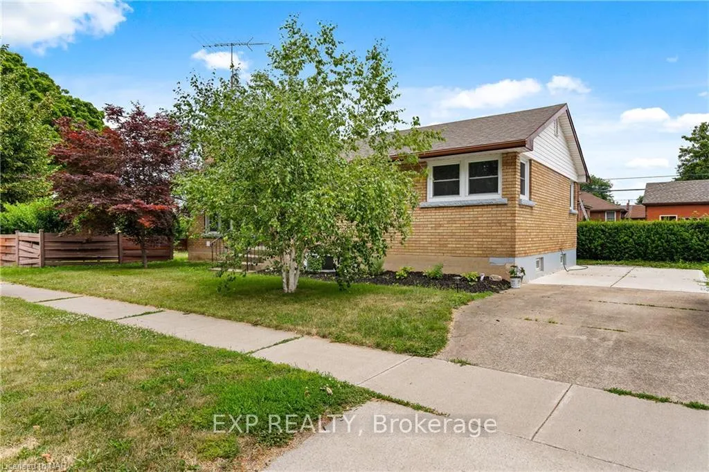 Photo 2 of Unit Lower, 92 Margery Avenue, St. Catharines, Haig — HOMEH