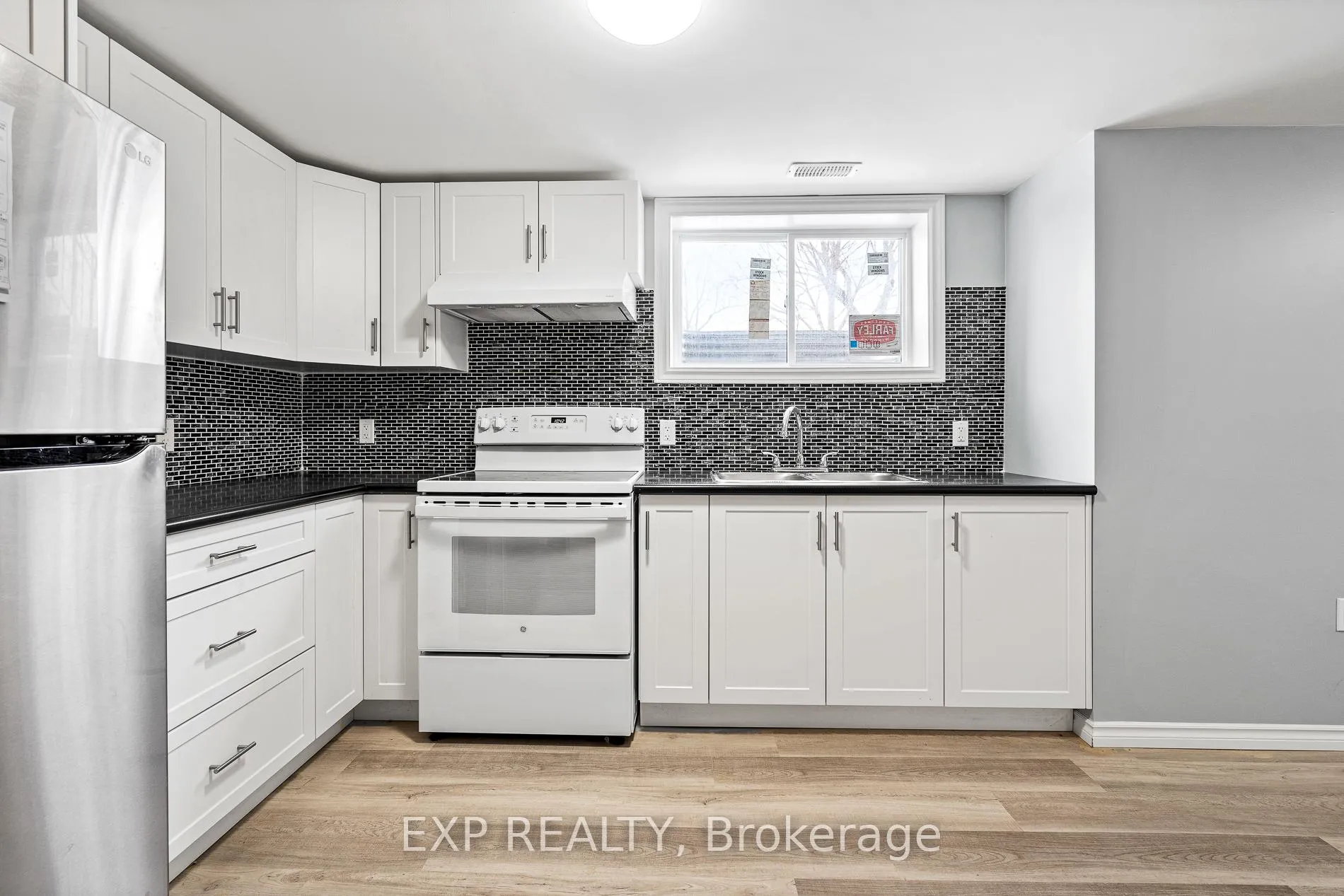 Photo 7 of Unit Lower, 92 Margery Avenue, St. Catharines, Haig — HOMEH