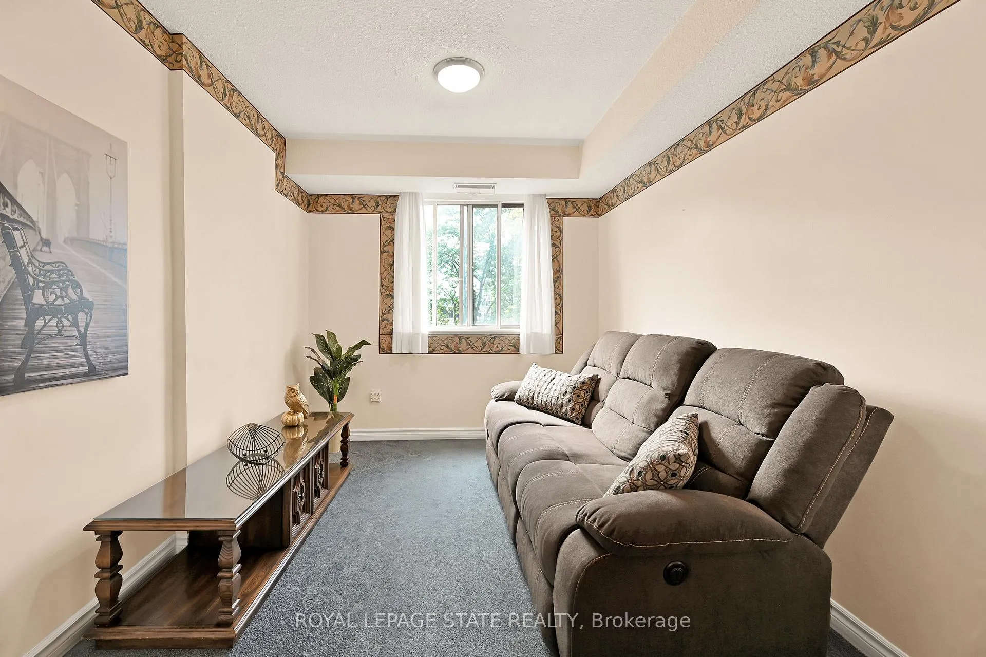 Photo 10 of Unit 306, 301 Frances Avenue, Hamilton, Lakeshore — HOMEH