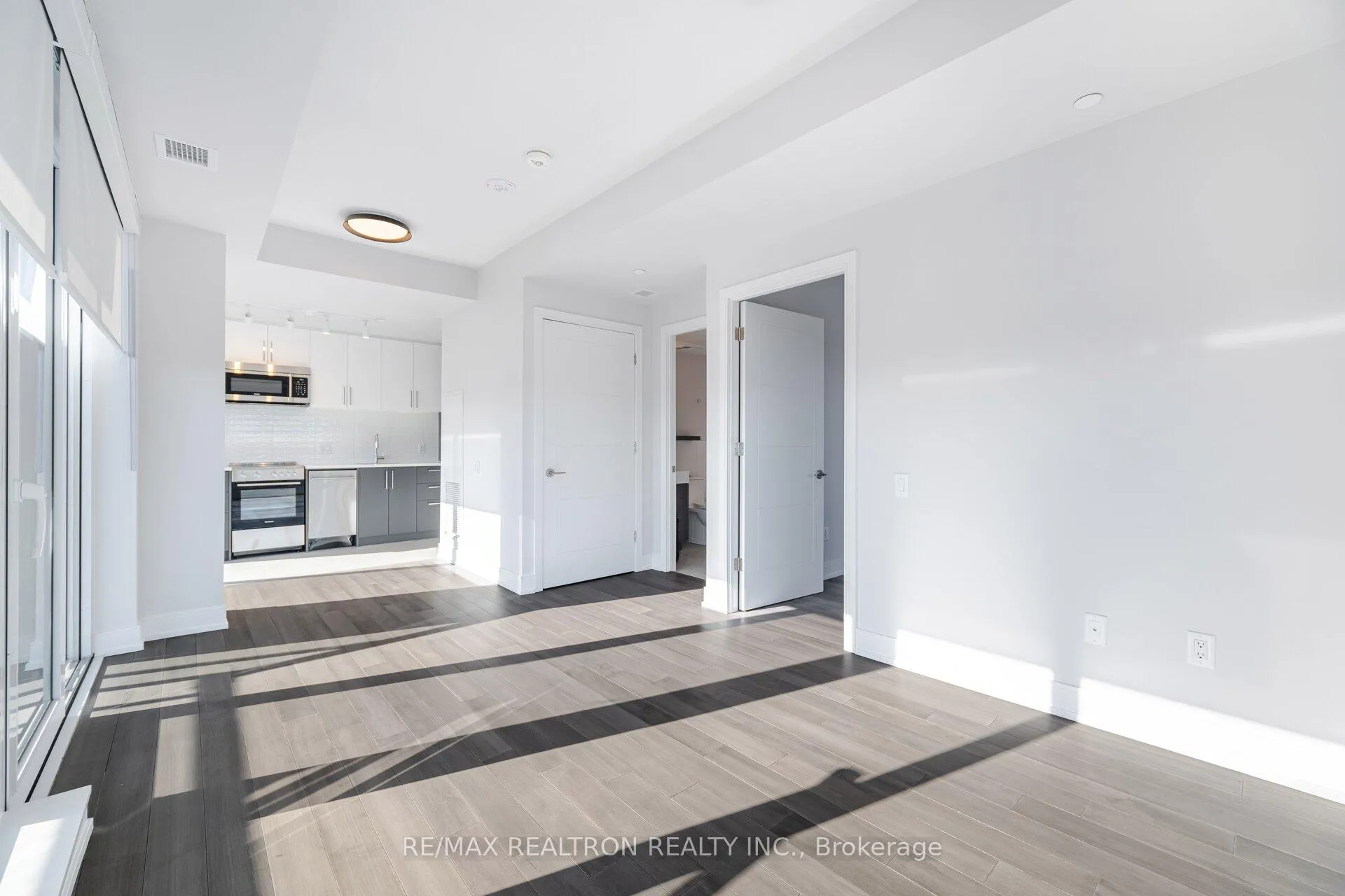 Photo 4 of Unit 1110, 2525 Bathurst Street, Toronto, Forest Hill North — HOMEH