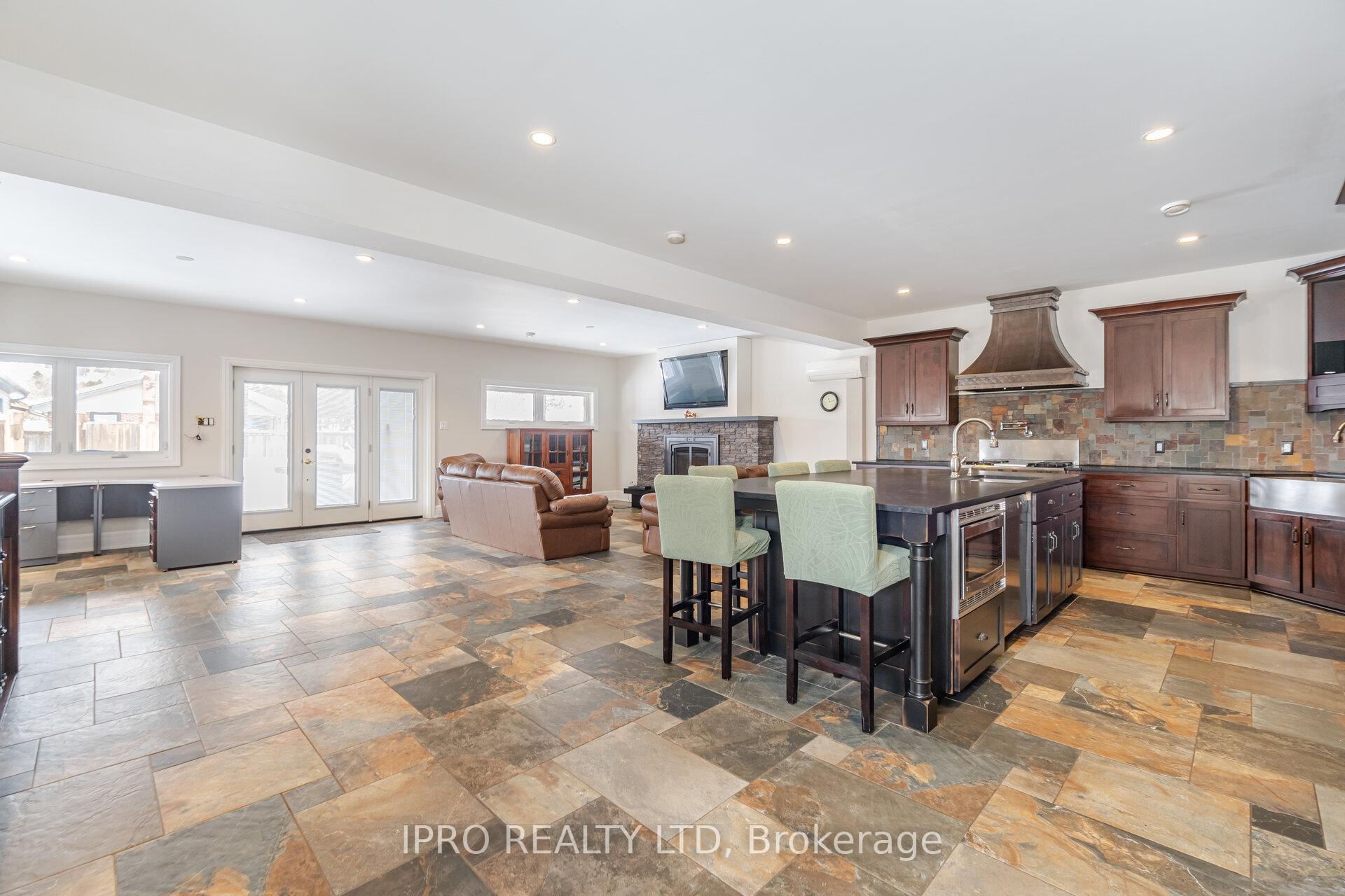 Photo 5 of Unit Shared Space, 160 Main Street, Erin — HOMEH