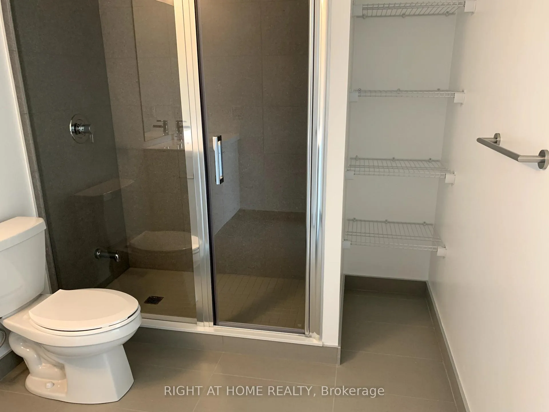 Photo 15 of Unit 1131, 2545 Simcoe Street N, Oshawa, Windfields — HOMEH