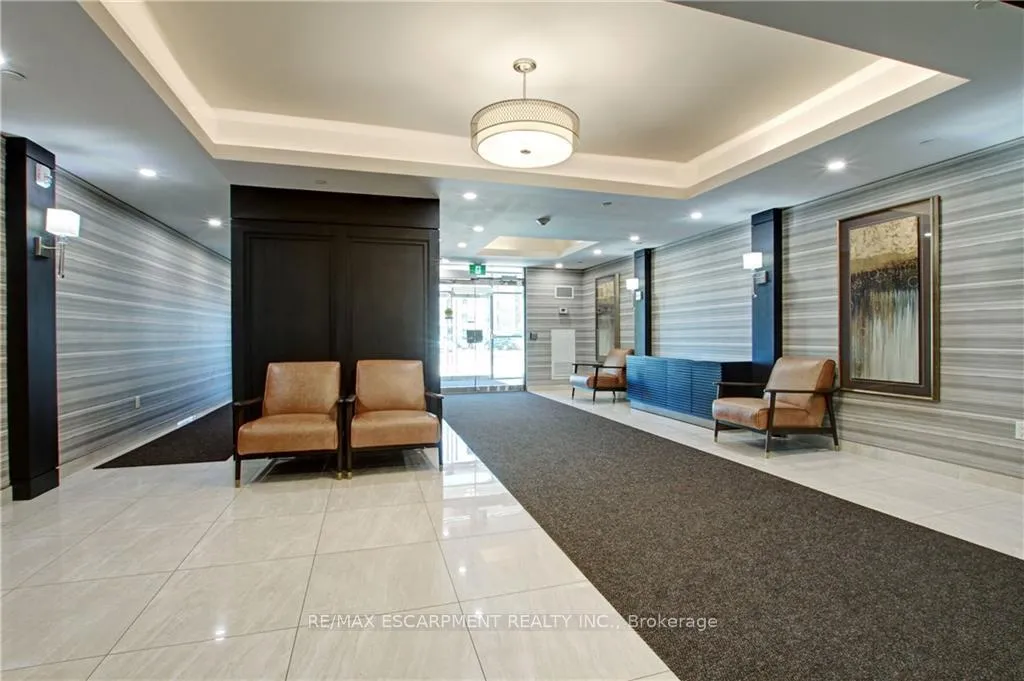 Photo 3 of Unit 219, 125 Shoreview Place, Hamilton, Stoney Creek — HOMEH