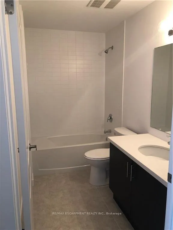 Photo 13 of Unit 219, 125 Shoreview Place, Hamilton, Stoney Creek — HOMEH