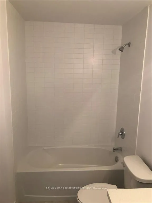 Photo 17 of Unit 219, 125 Shoreview Place, Hamilton, Stoney Creek — HOMEH