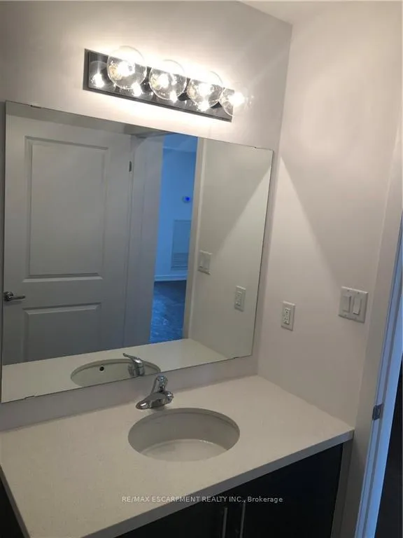 Photo 18 of Unit 219, 125 Shoreview Place, Hamilton, Stoney Creek — HOMEH