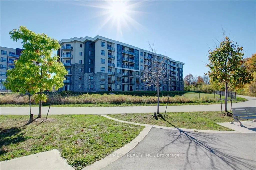 Photo 23 of Unit 219, 125 Shoreview Place, Hamilton, Stoney Creek — HOMEH