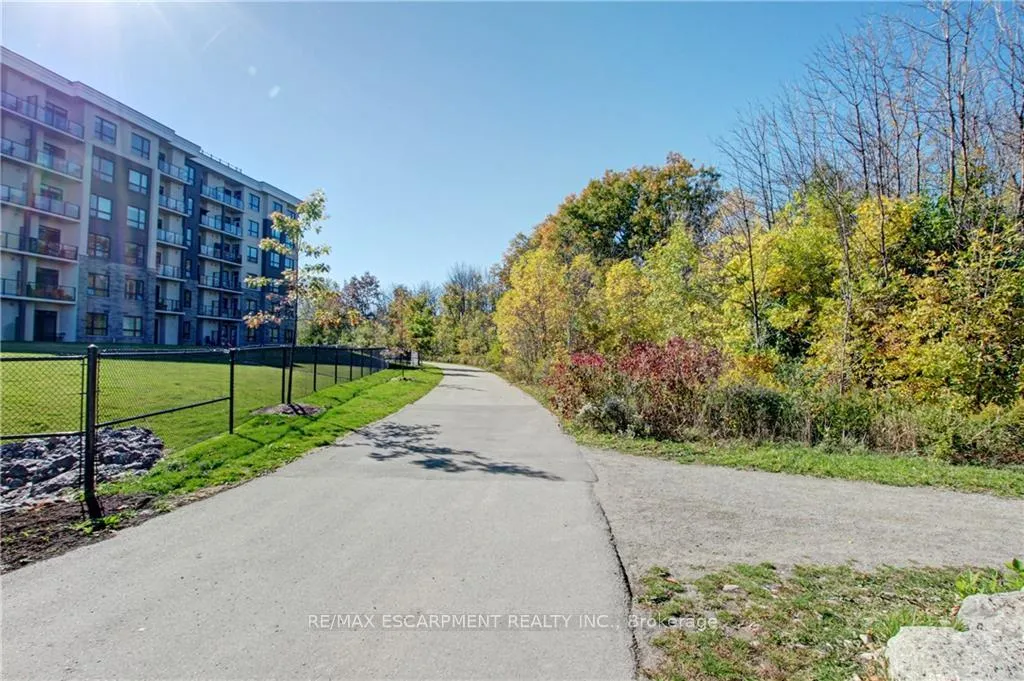 Photo 24 of Unit 219, 125 Shoreview Place, Hamilton, Stoney Creek — HOMEH