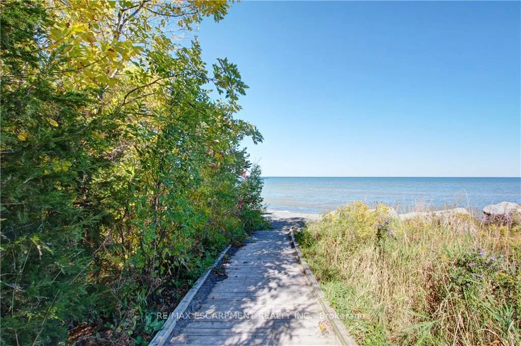 Photo 32 of Unit 219, 125 Shoreview Place, Hamilton, Stoney Creek — HOMEH