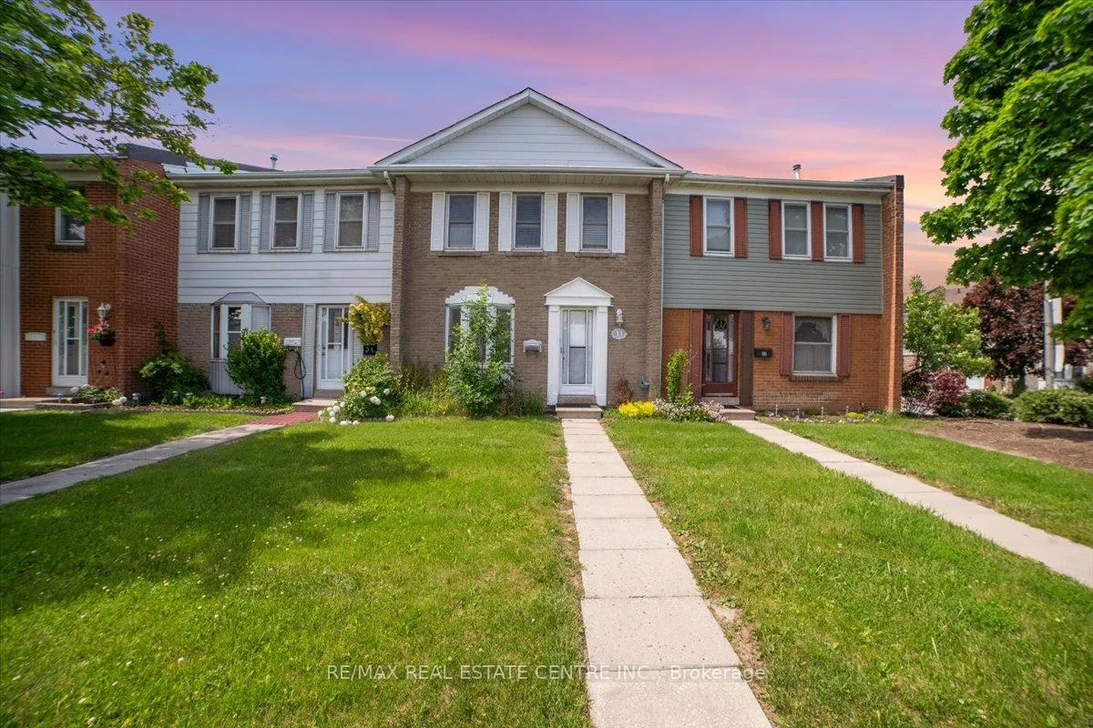 Front of Unit 33, 1020 Central Park Drive