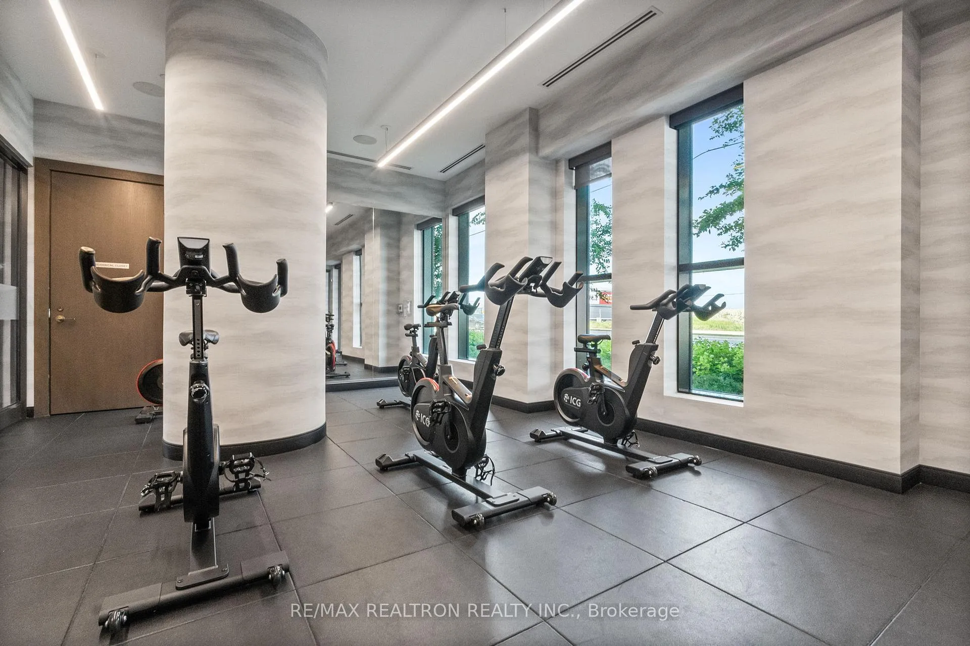 Photo 18 of Unit 212, 2550 Simcoe Street N, Oshawa, Windfields — HOMEH