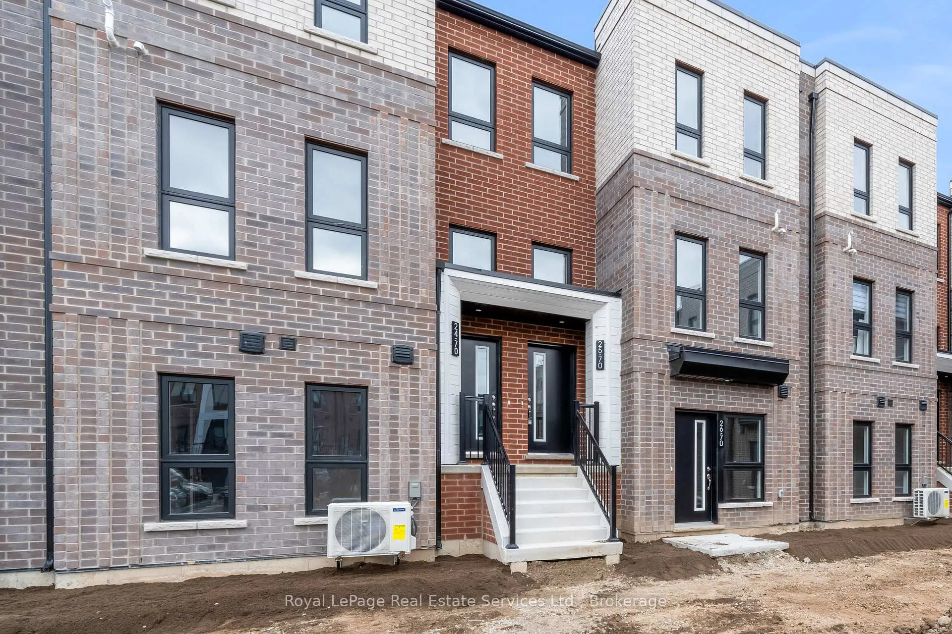Photo 1 of Unit 25, 70 Kenesky Drive, Hamilton, Waterdown — HOMEH