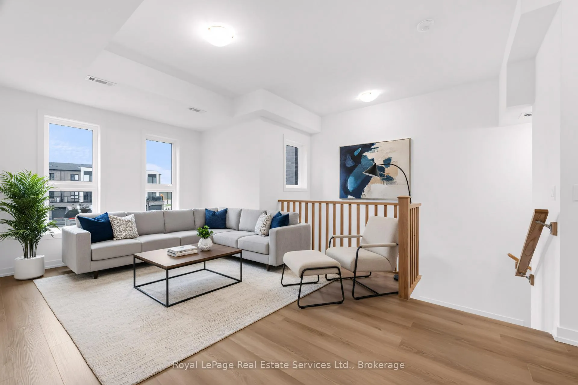 Photo 3 of Unit 25, 70 Kenesky Drive, Hamilton, Waterdown — HOMEH