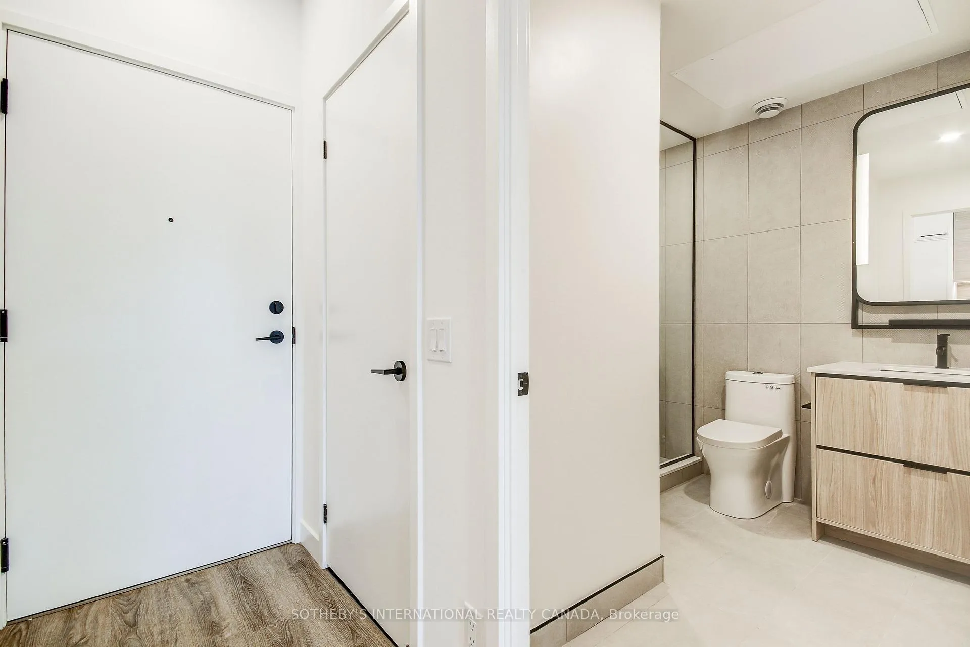 Photo 6 of Unit 703, 1050 Eastern Avenue, Toronto, The Beaches — HOMEH
