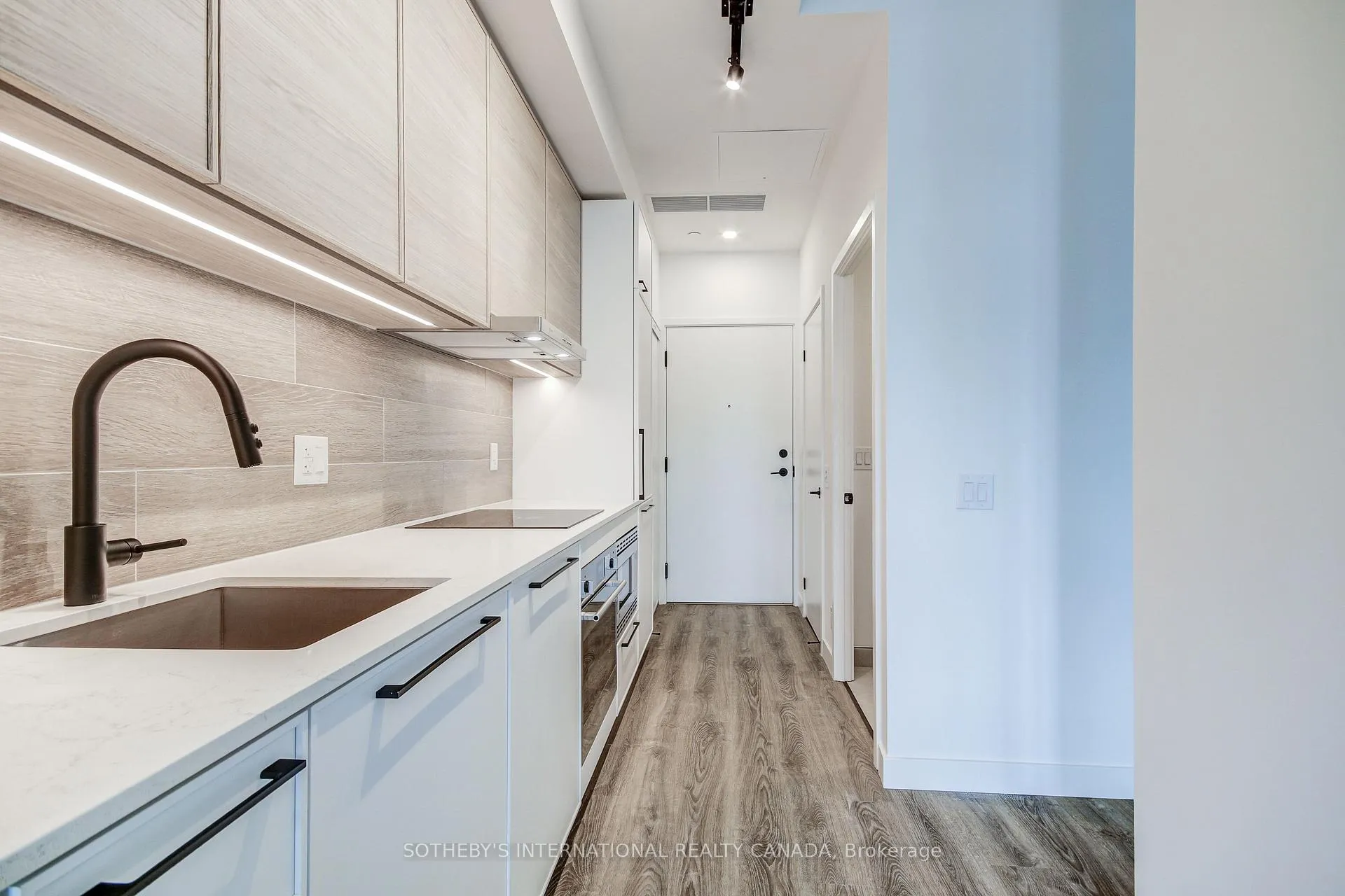 Photo 14 of Unit 703, 1050 Eastern Avenue, Toronto, The Beaches — HOMEH