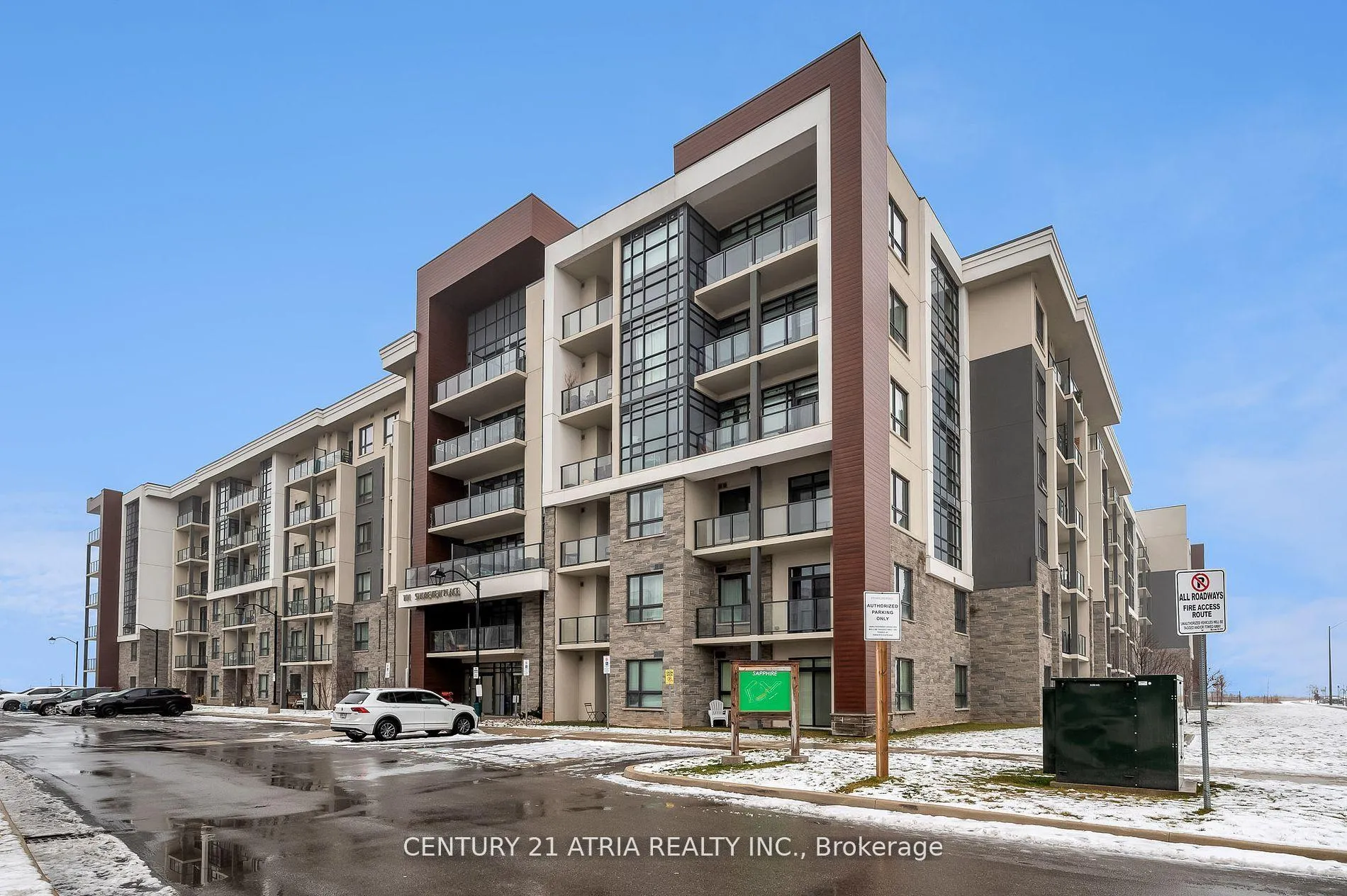 Photo 1 of Unit 313, 101 Shoreview Place, Hamilton, Stoney Creek — HOMEH