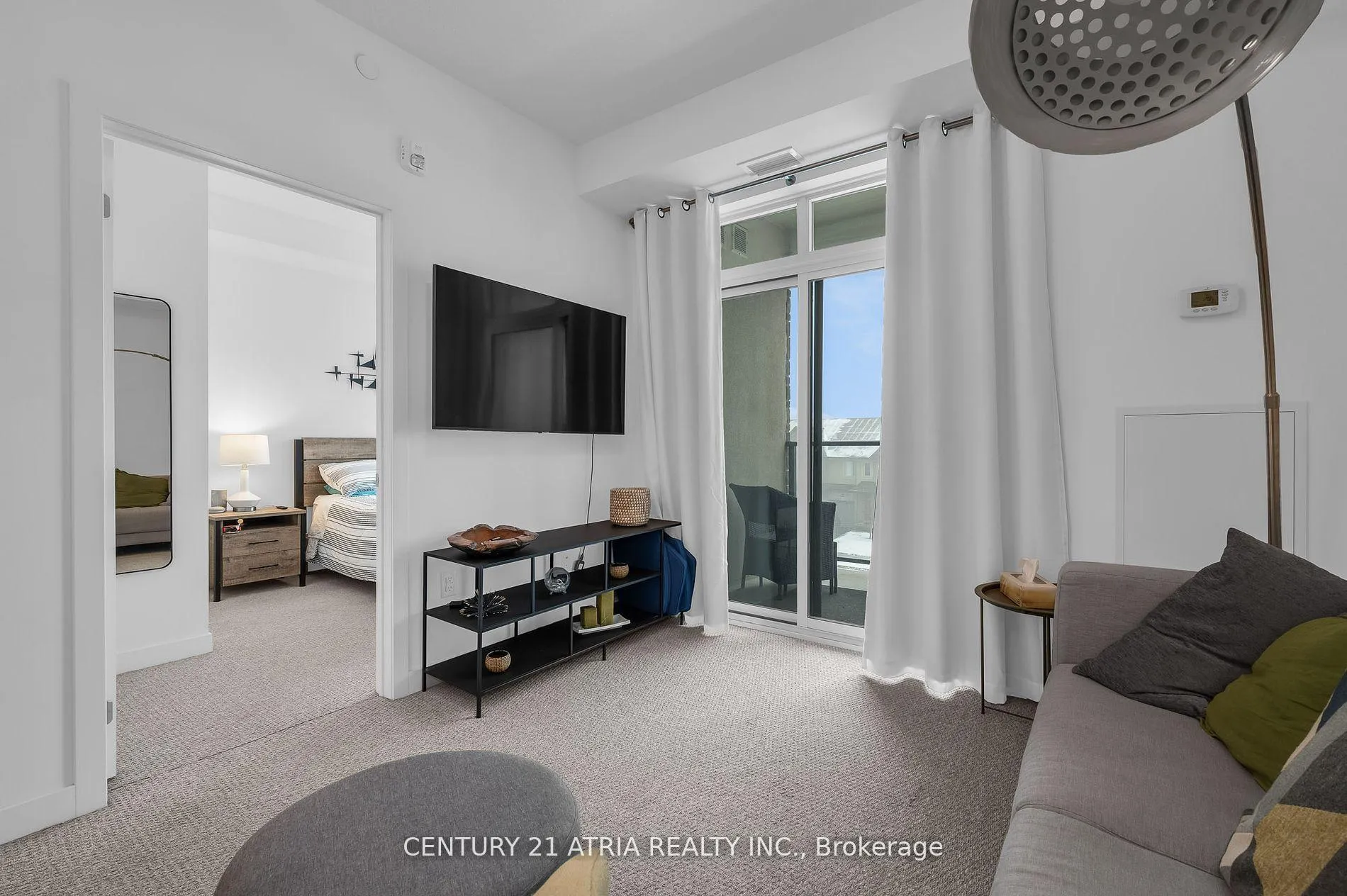 Photo 8 of Unit 313, 101 Shoreview Place, Hamilton, Stoney Creek — HOMEH