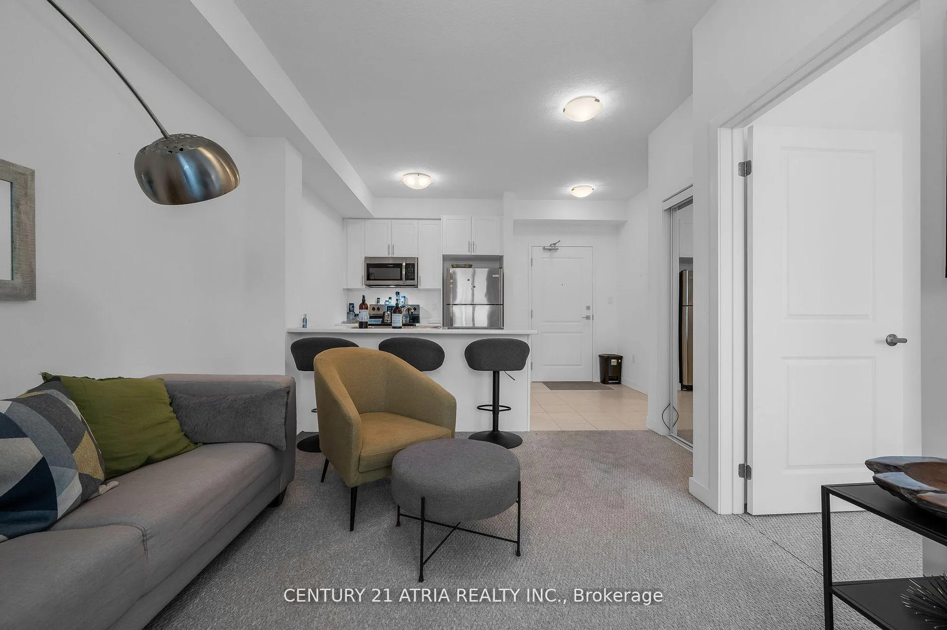 Photo 9 of Unit 313, 101 Shoreview Place, Hamilton, Stoney Creek — HOMEH
