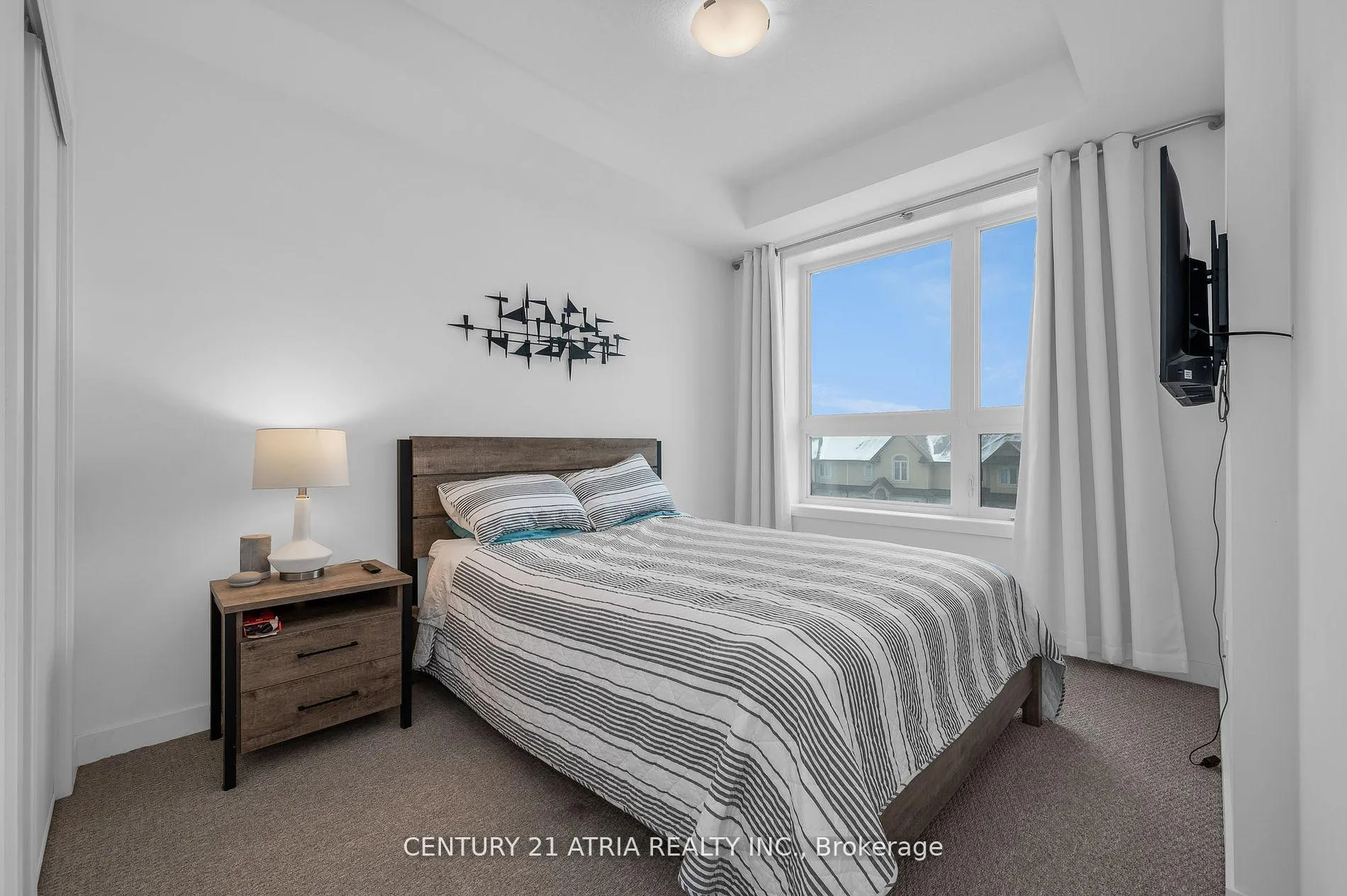 Photo 11 of Unit 313, 101 Shoreview Place, Hamilton, Stoney Creek — HOMEH
