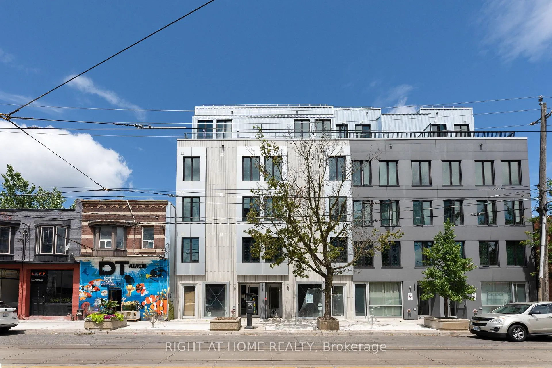 Photo 2 of Unit 401, 1598 Queen Street E, Toronto, Greenwood-Coxwell — HOMEH