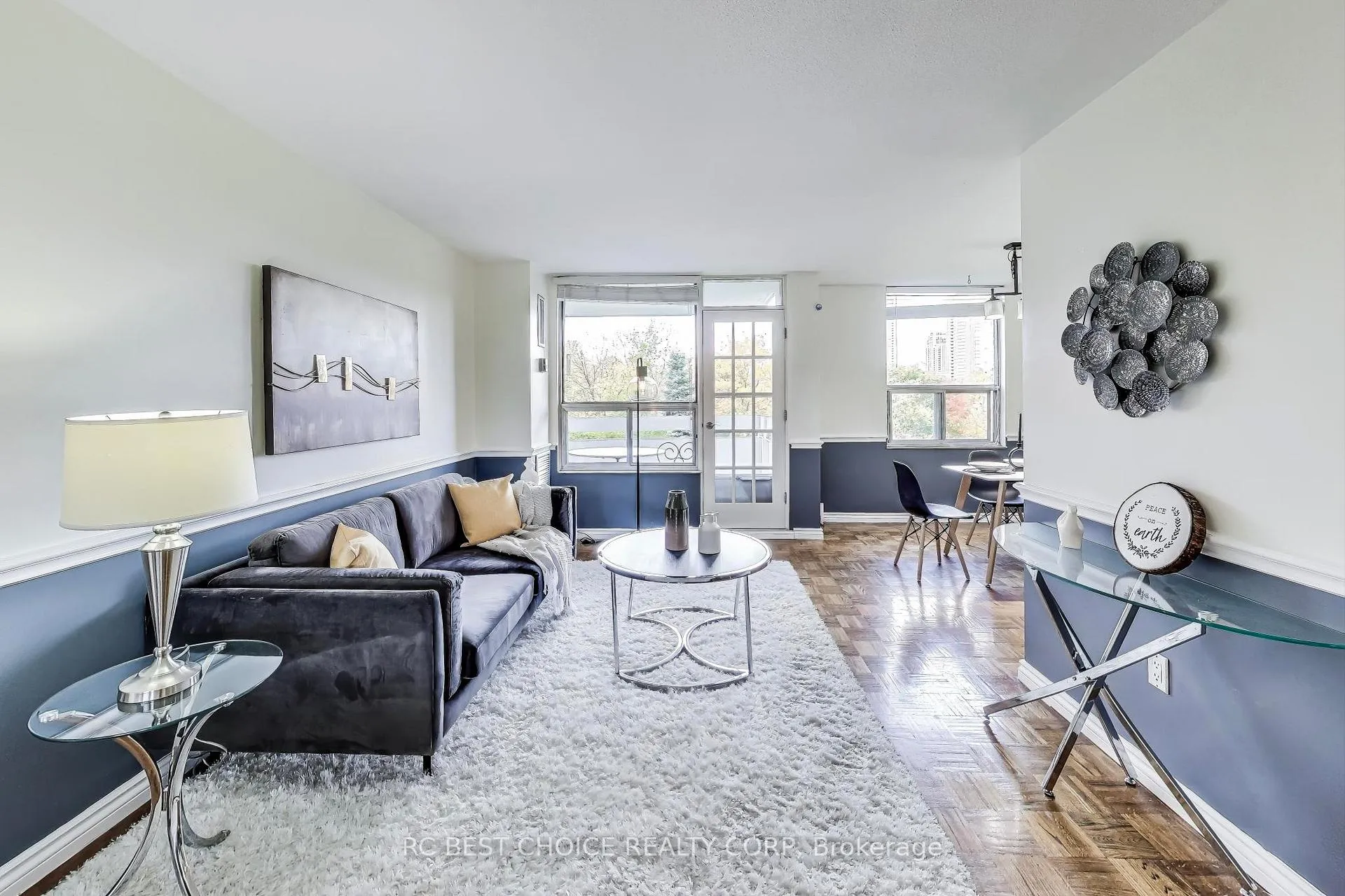Photo 10 of Unit 403, 10 Edgecliff Golfway, Toronto, Flemingdon Park — HOMEH