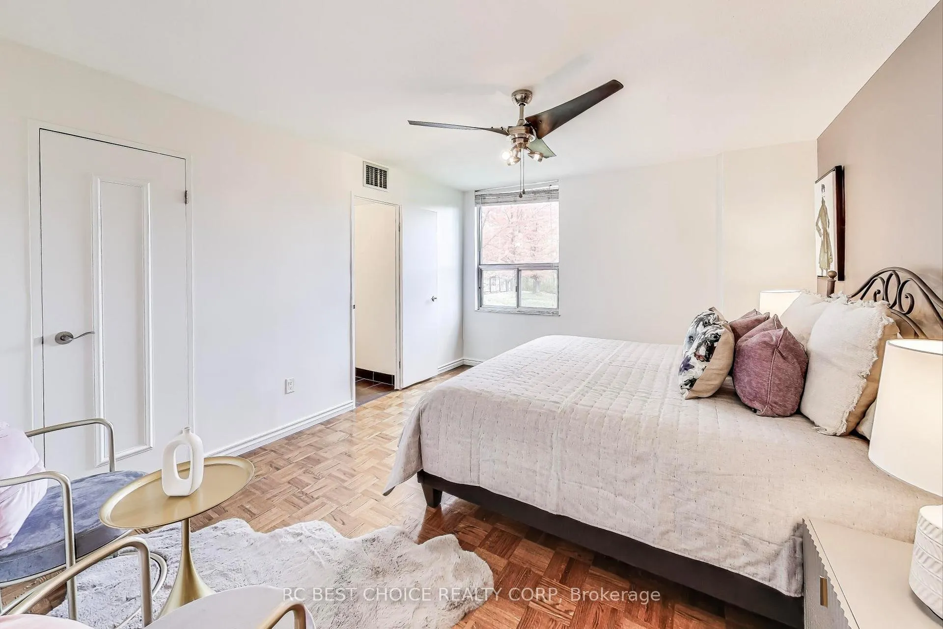 Photo 20 of Unit 403, 10 Edgecliff Golfway, Toronto, Flemingdon Park — HOMEH