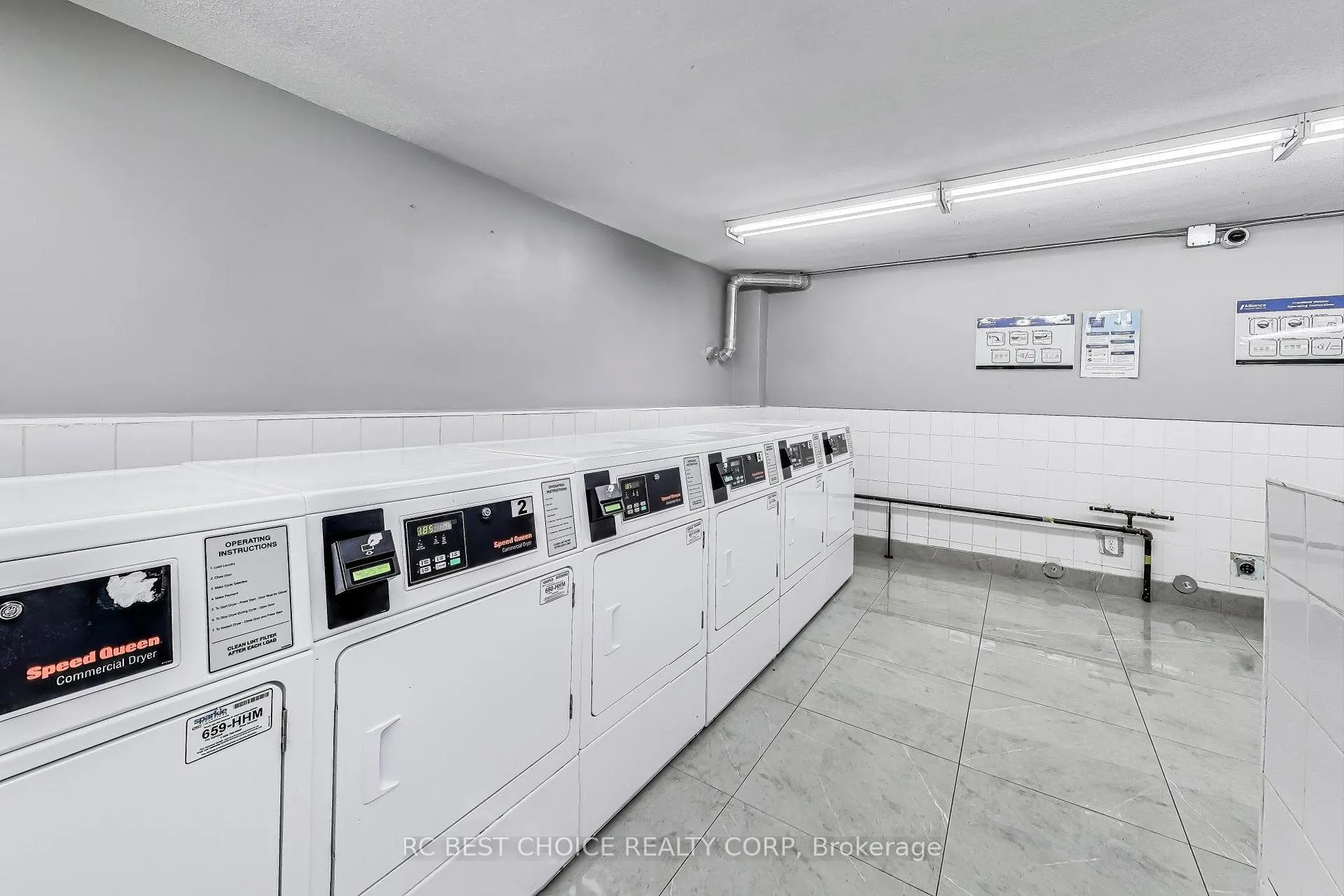 Photo 37 of Unit 403, 10 Edgecliff Golfway, Toronto, Flemingdon Park — HOMEH