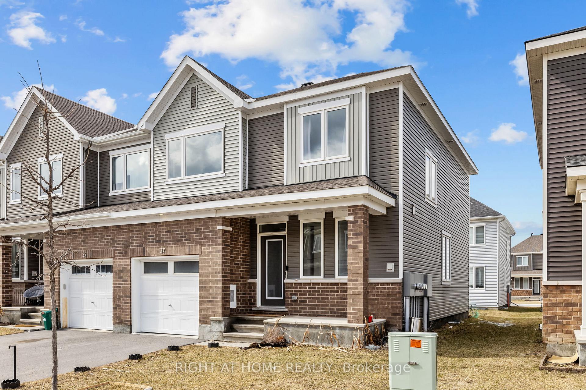 Photo 2 of 37 Focality Crescent, Ottawa, Barrhaven - Half Moon Bay — HOMEH