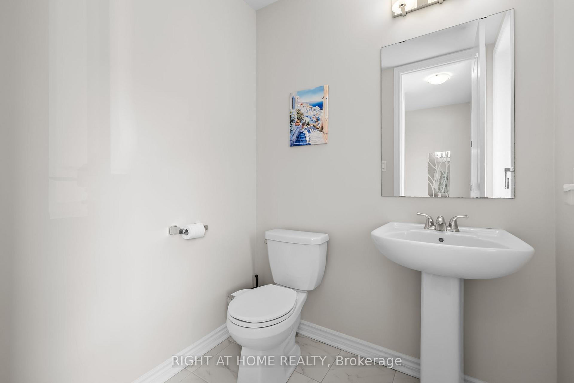 Photo 16 of 37 Focality Crescent, Ottawa, Barrhaven - Half Moon Bay — HOMEH