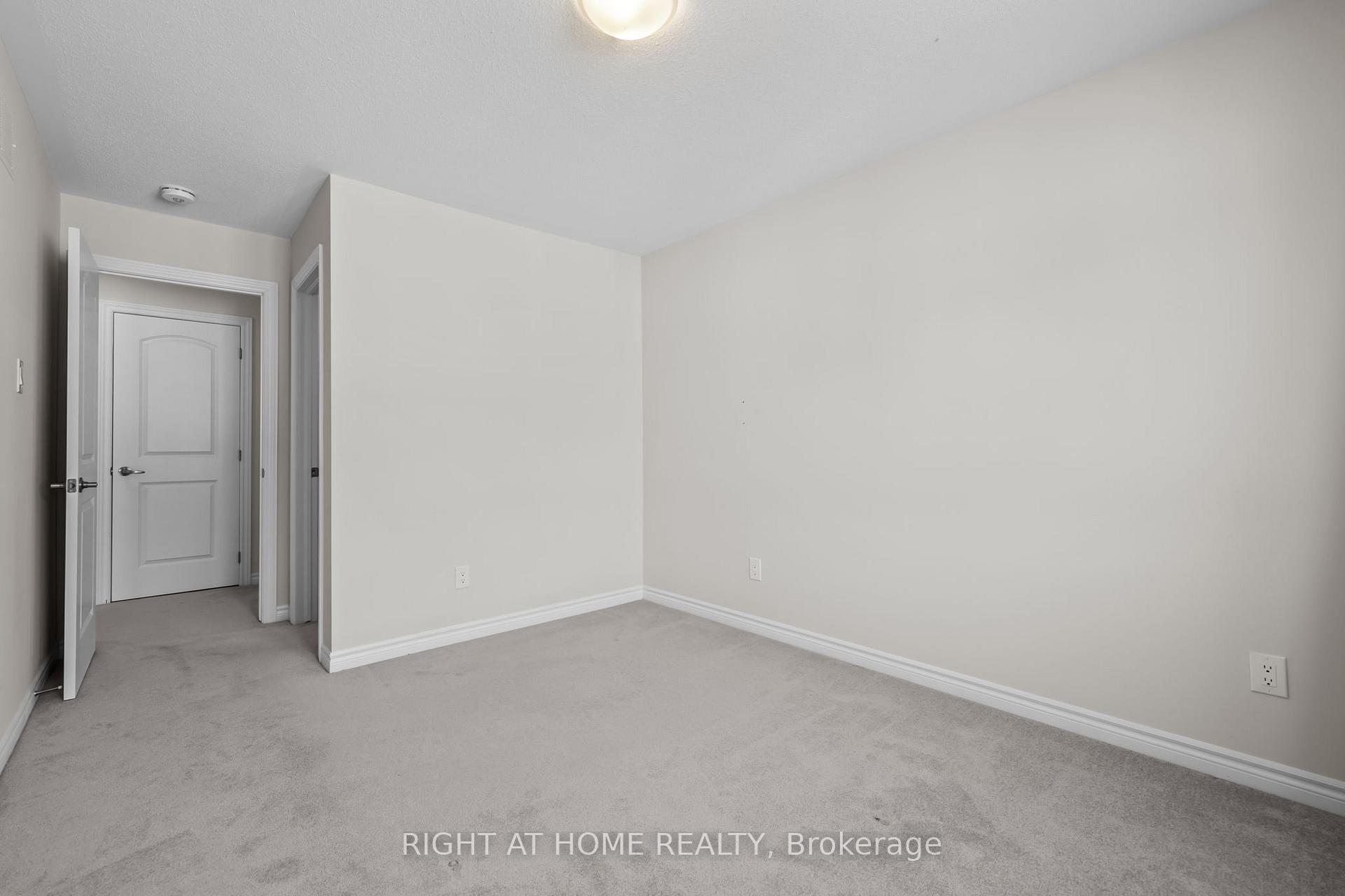 Photo 25 of 37 Focality Crescent, Ottawa, Barrhaven - Half Moon Bay — HOMEH