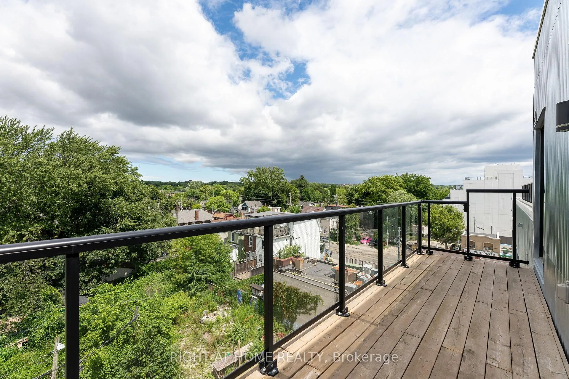 Photo 18 of Unit 602, 1598 Queen Street E, Toronto, Greenwood-Coxwell — HOMEH