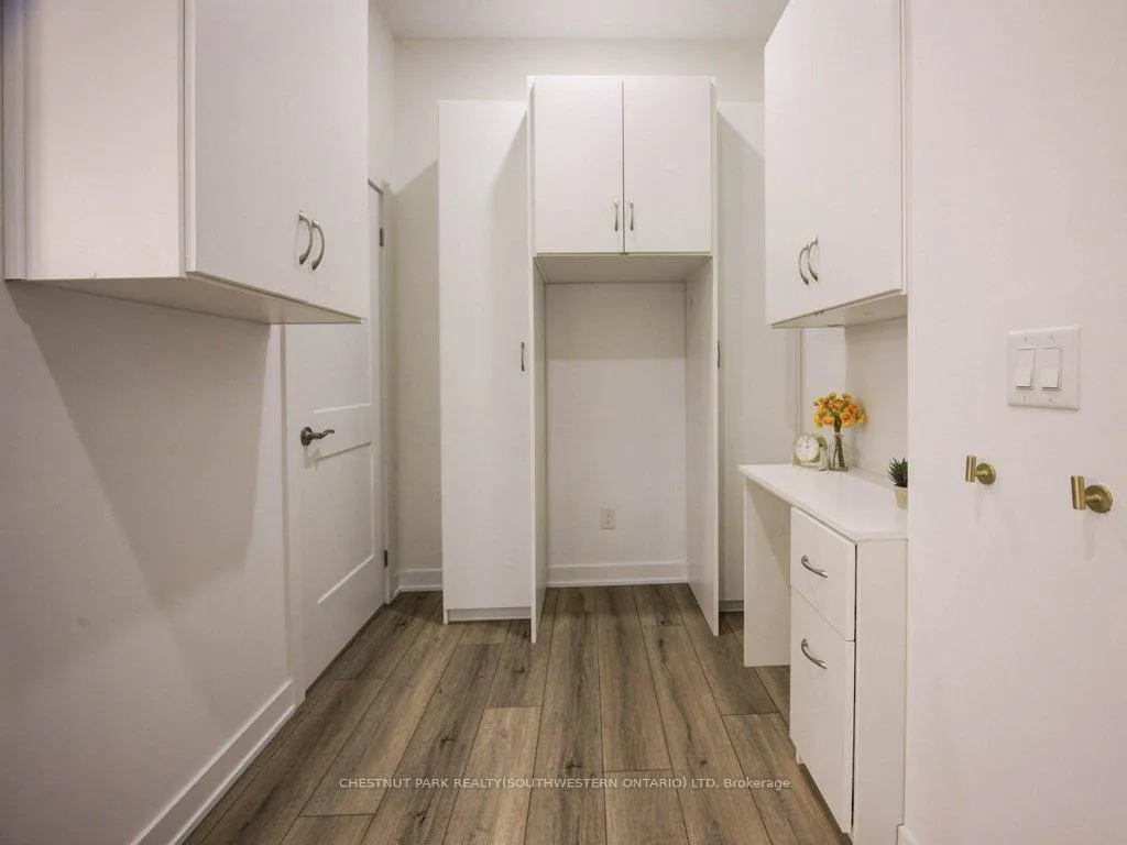 Photo 7 of Unit 124, 110 Fergus Avenue, Kitchener — HOMEH