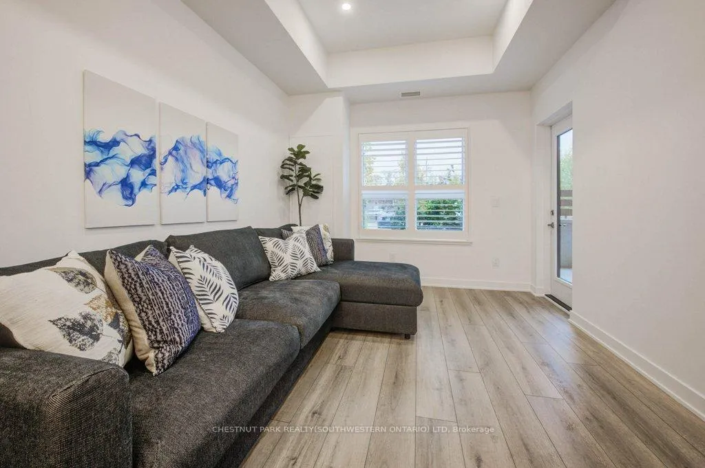 Photo 14 of Unit 124, 110 Fergus Avenue, Kitchener — HOMEH
