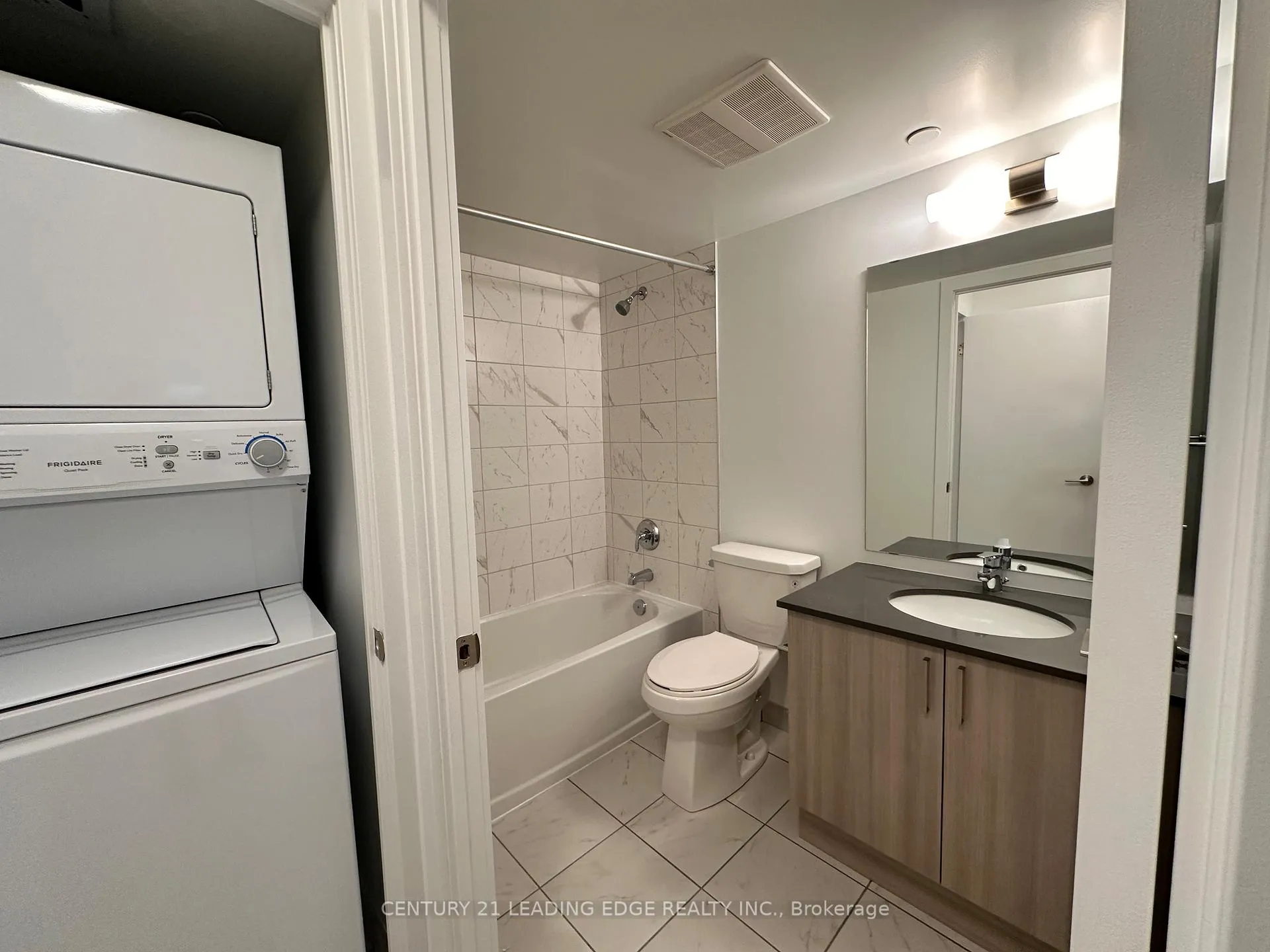 Photo 10 of Unit 905, 1435 Celebration Drive, Pickering, Bay Ridges — HOMEH