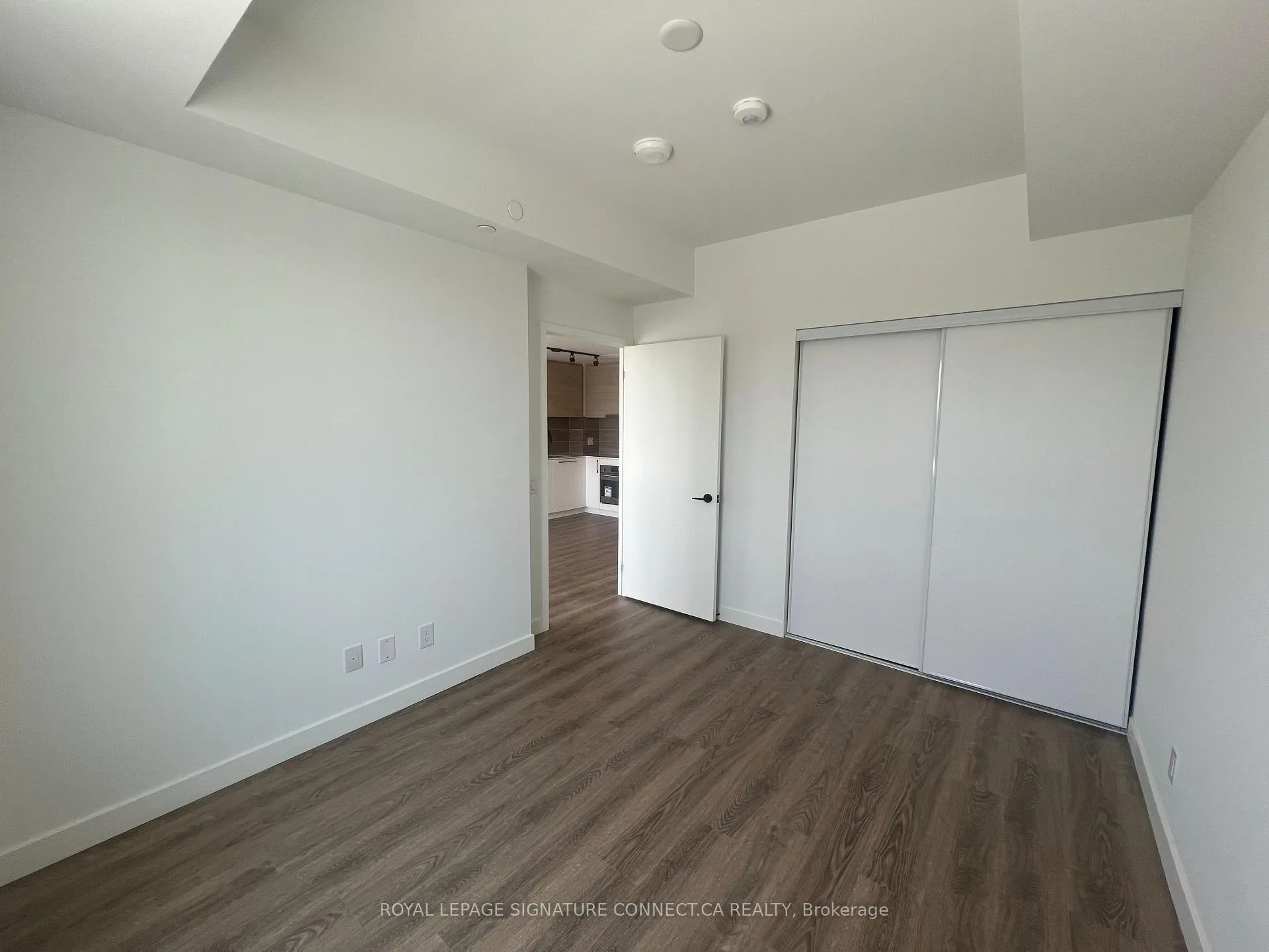 Photo 3 of Unit 513, 1050 Eastern Avenue, Toronto, Greenwood-Coxwell — HOMEH