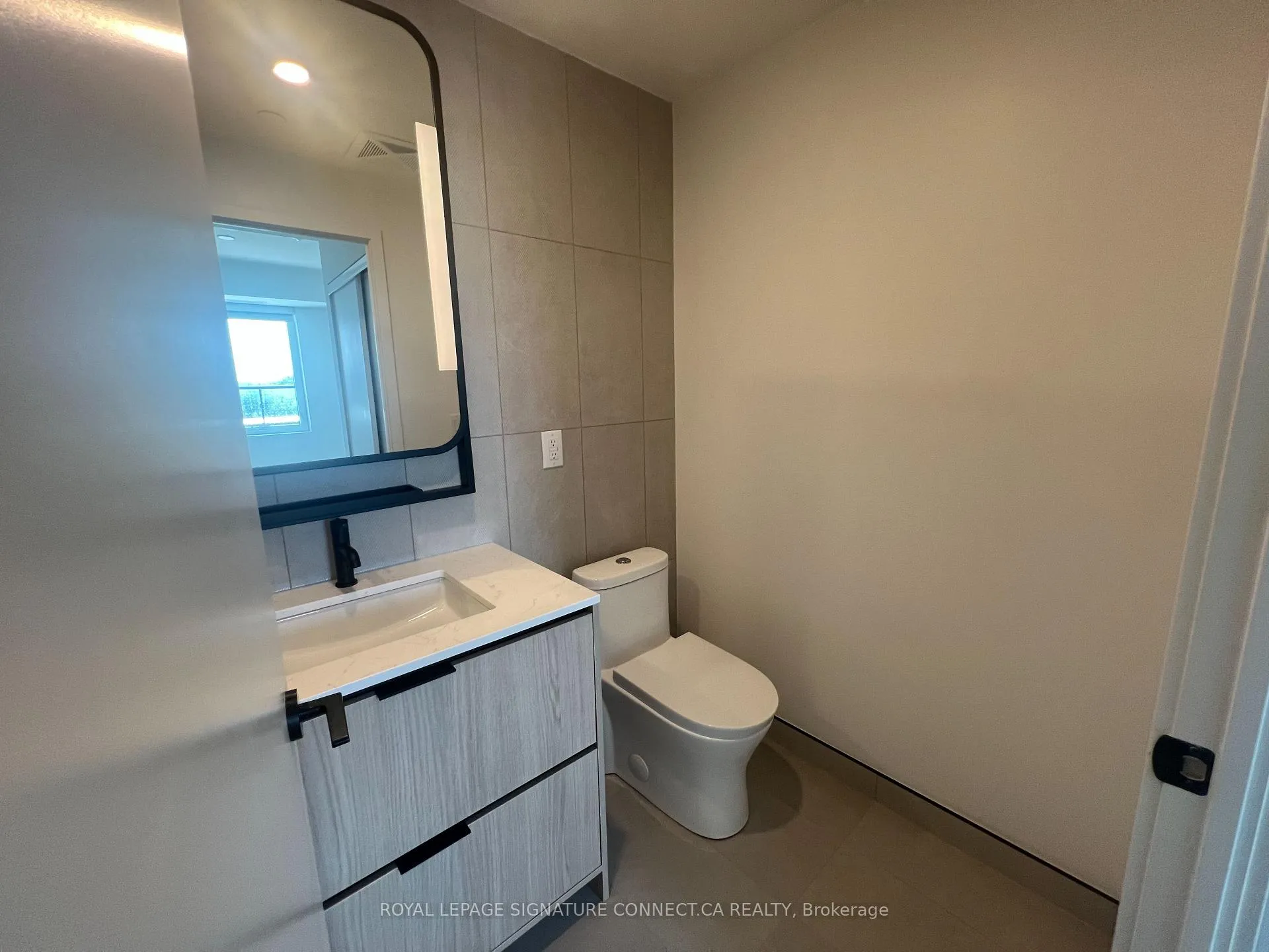 Photo 7 of Unit 513, 1050 Eastern Avenue, Toronto, Greenwood-Coxwell — HOMEH