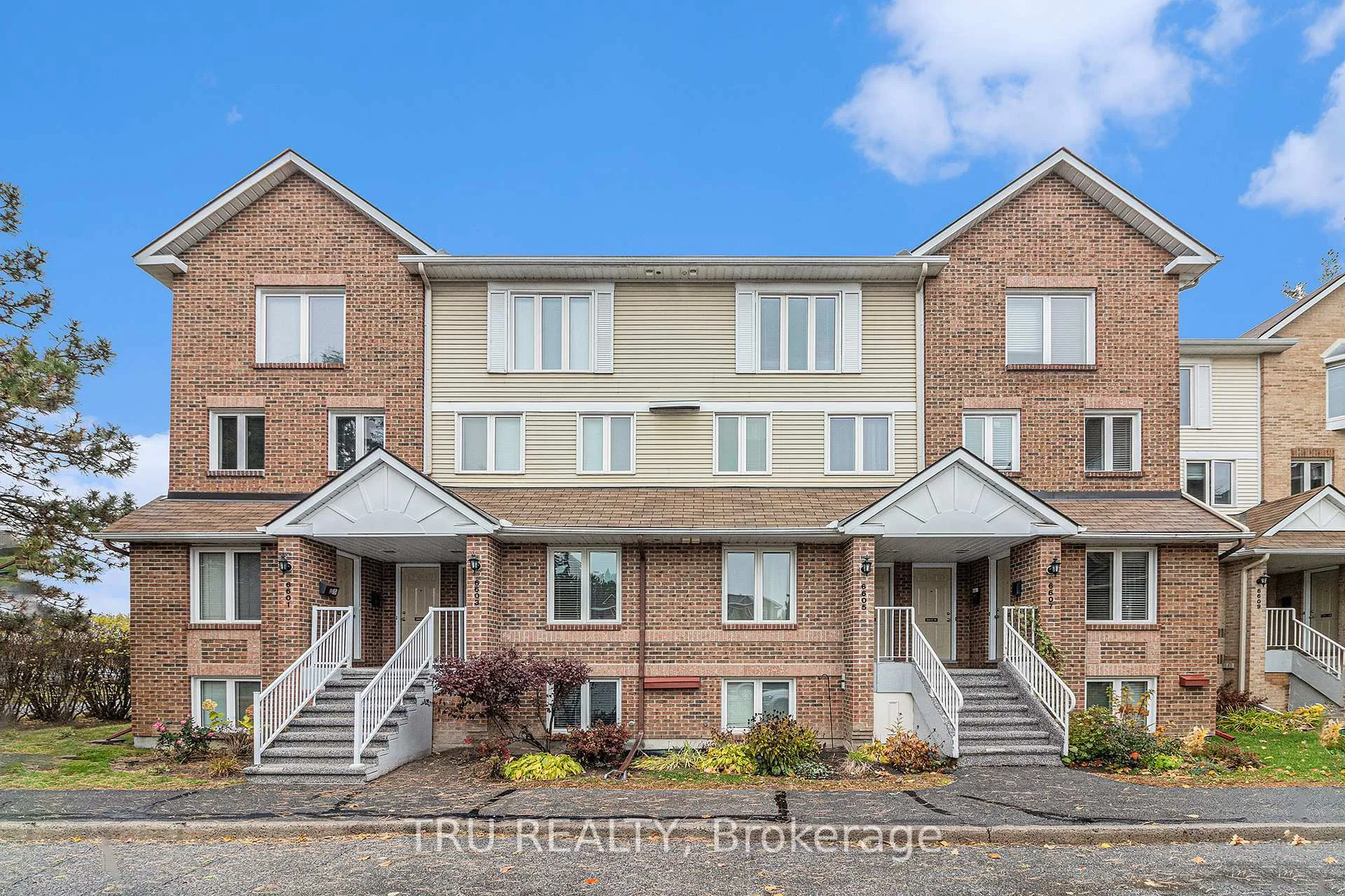 Front of Unit 6603A, 6603 Bilberry Drive