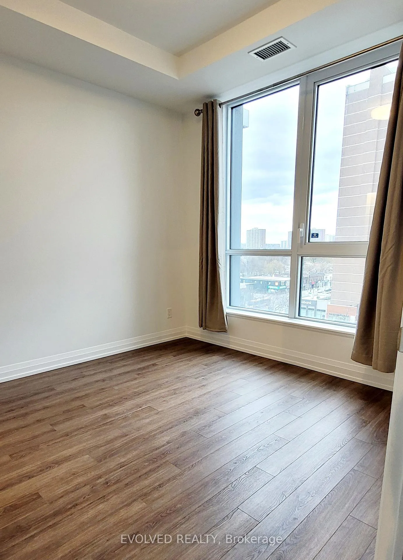 Photo 8 of Unit 709, 286 Main Street, Toronto, East End-Danforth — HOMEH