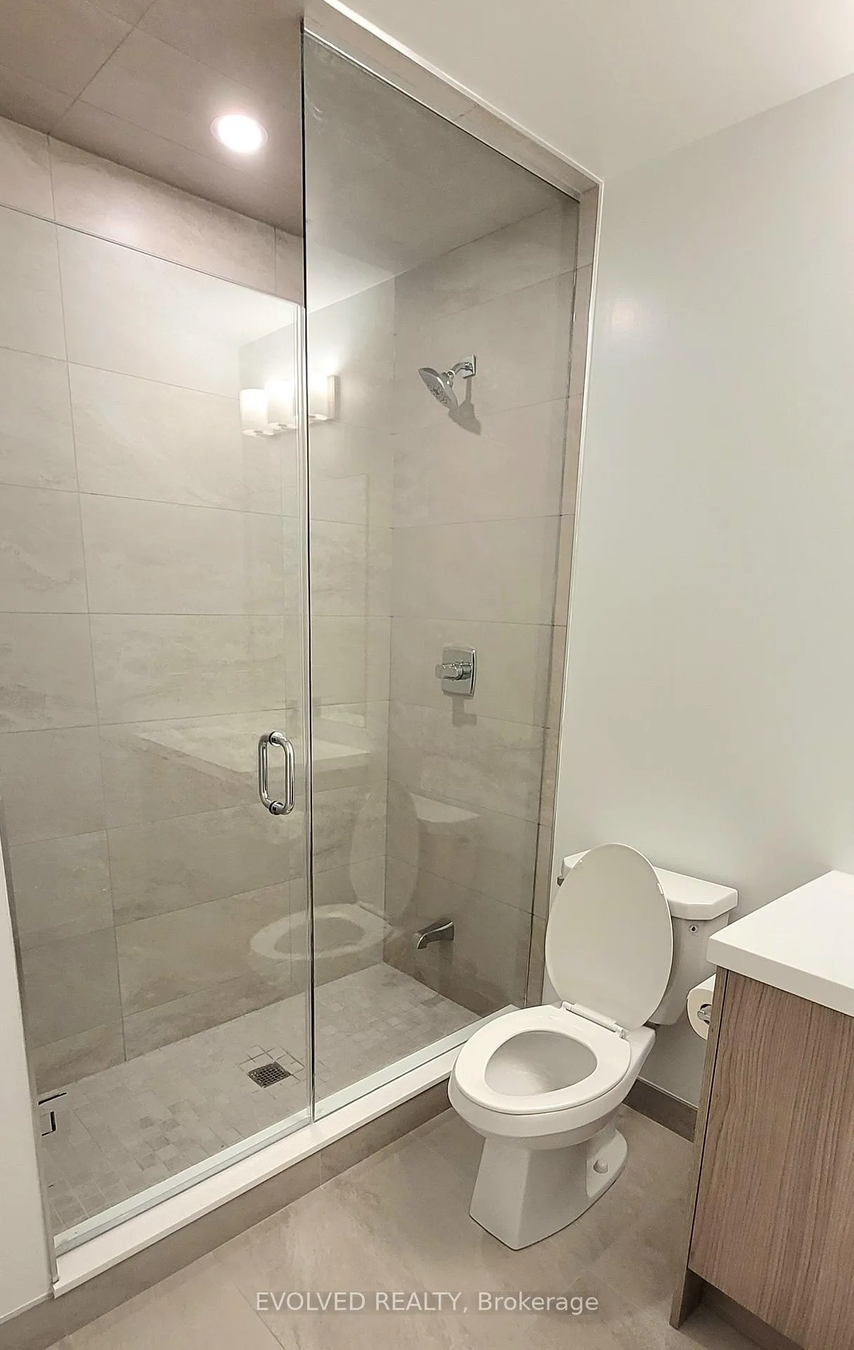 Photo 11 of Unit 709, 286 Main Street, Toronto, East End-Danforth — HOMEH