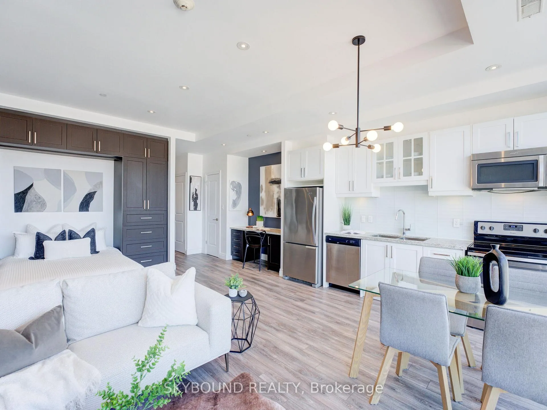 Photo 6 of Unit 302, 1003 Queen Street E, Toronto, South Riverdale — HOMEH