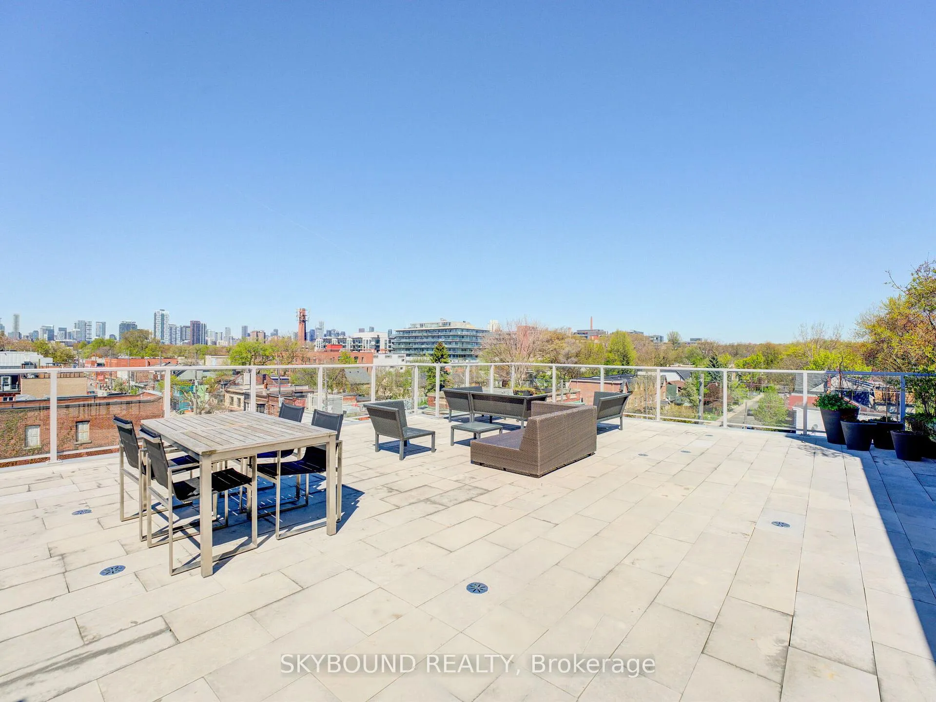 Photo 28 of Unit 302, 1003 Queen Street E, Toronto, South Riverdale — HOMEH