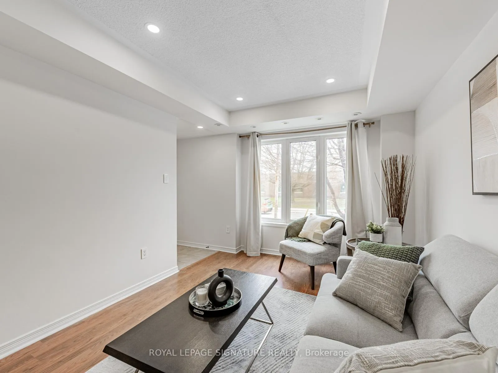 Photo 14 of Unit 5, 817 Dundas Street E, Toronto, South Riverdale — HOMEH