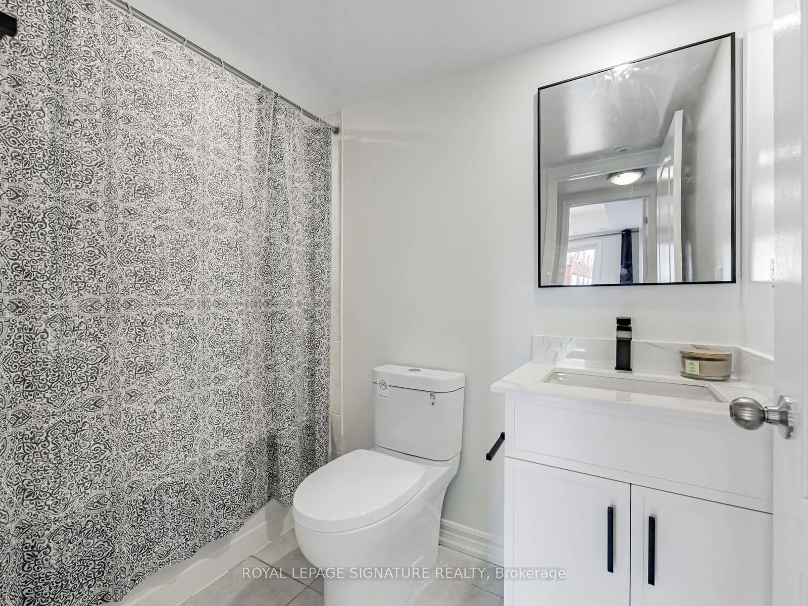 Photo 24 of Unit 5, 817 Dundas Street E, Toronto, South Riverdale — HOMEH