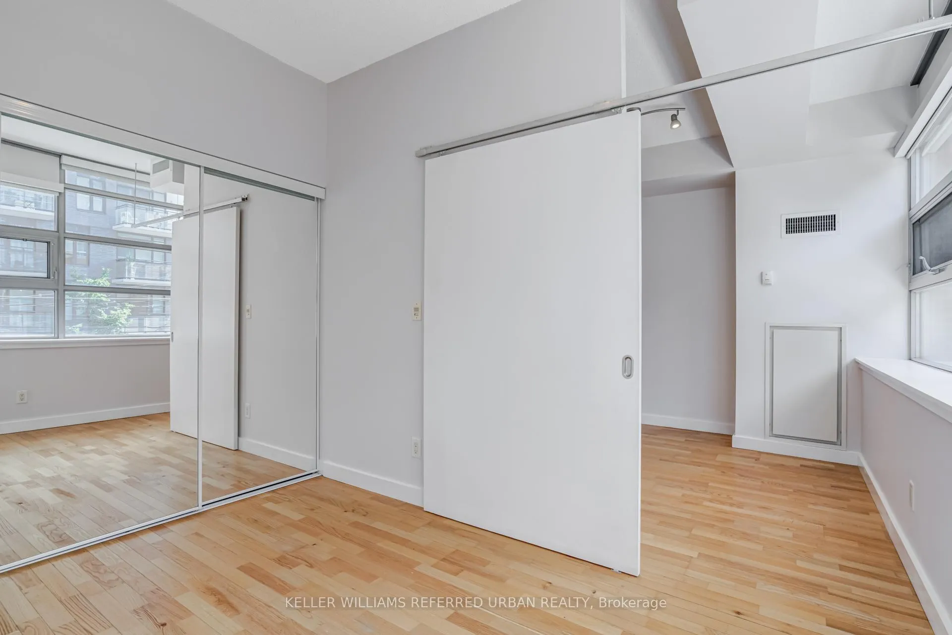 Photo 14 of Unit 212, 601 Kingston Road, Toronto, The Beaches — HOMEH