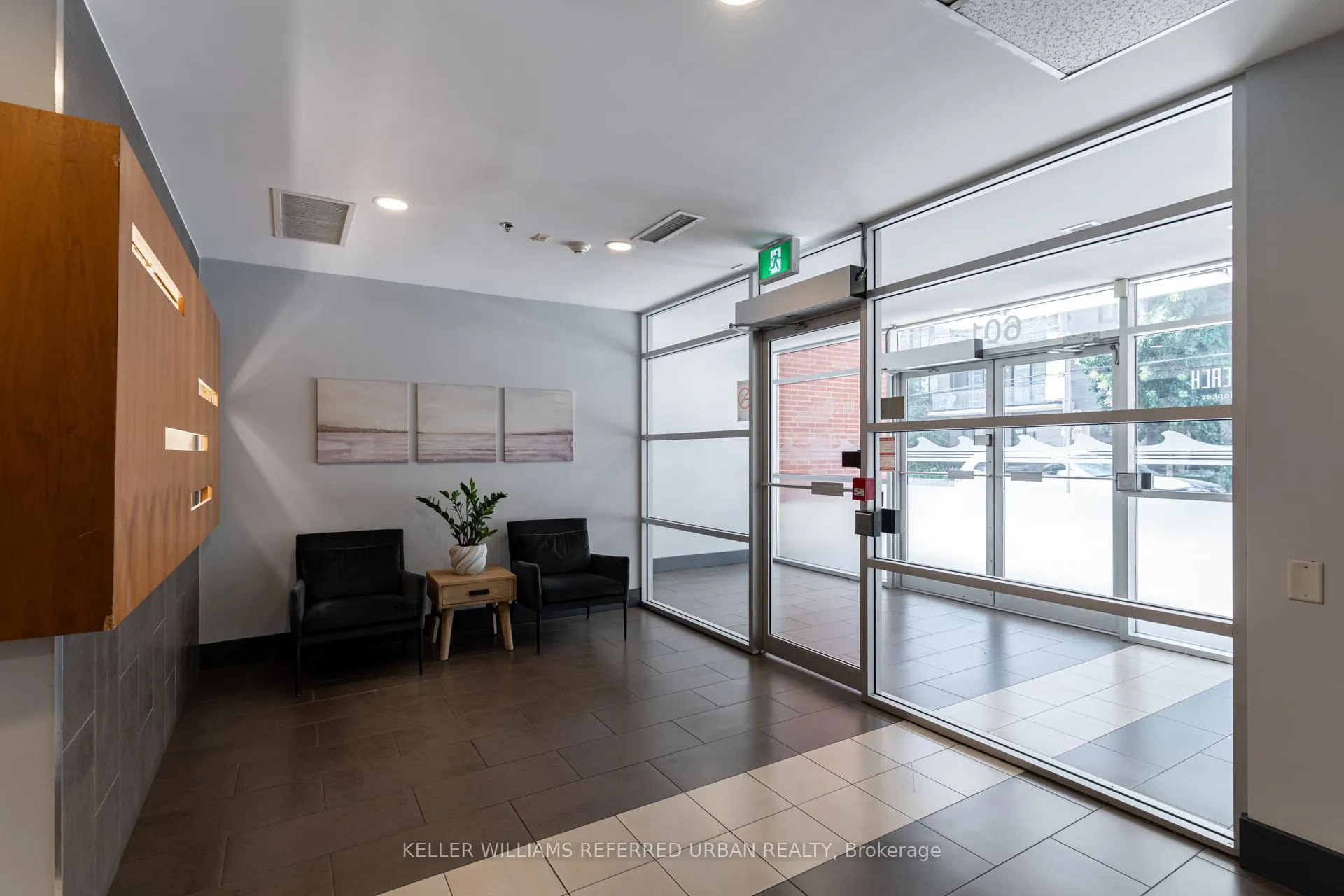 Photo 21 of Unit 212, 601 Kingston Road, Toronto, The Beaches — HOMEH