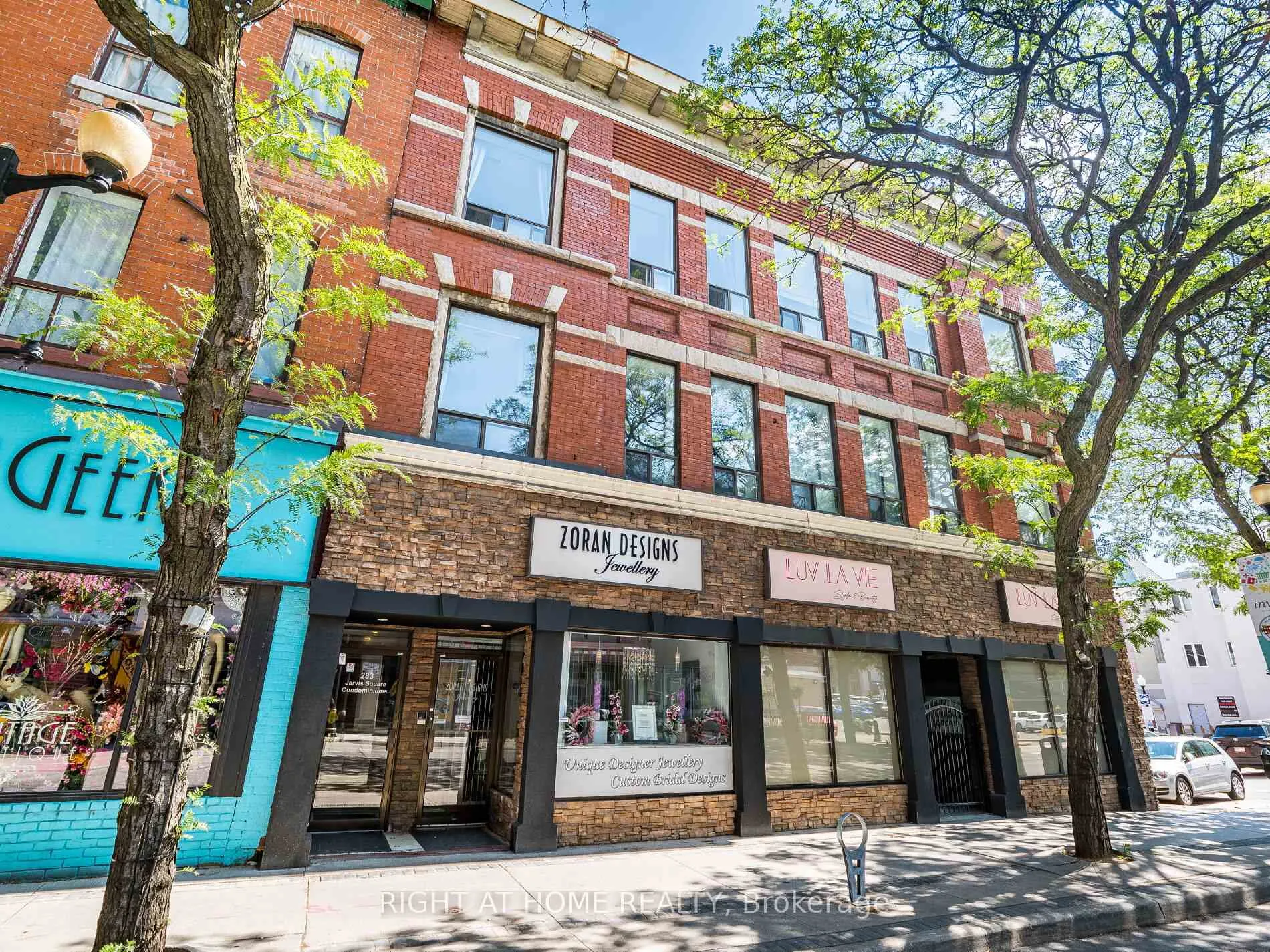 Front of Unit 302, 283 King Street E