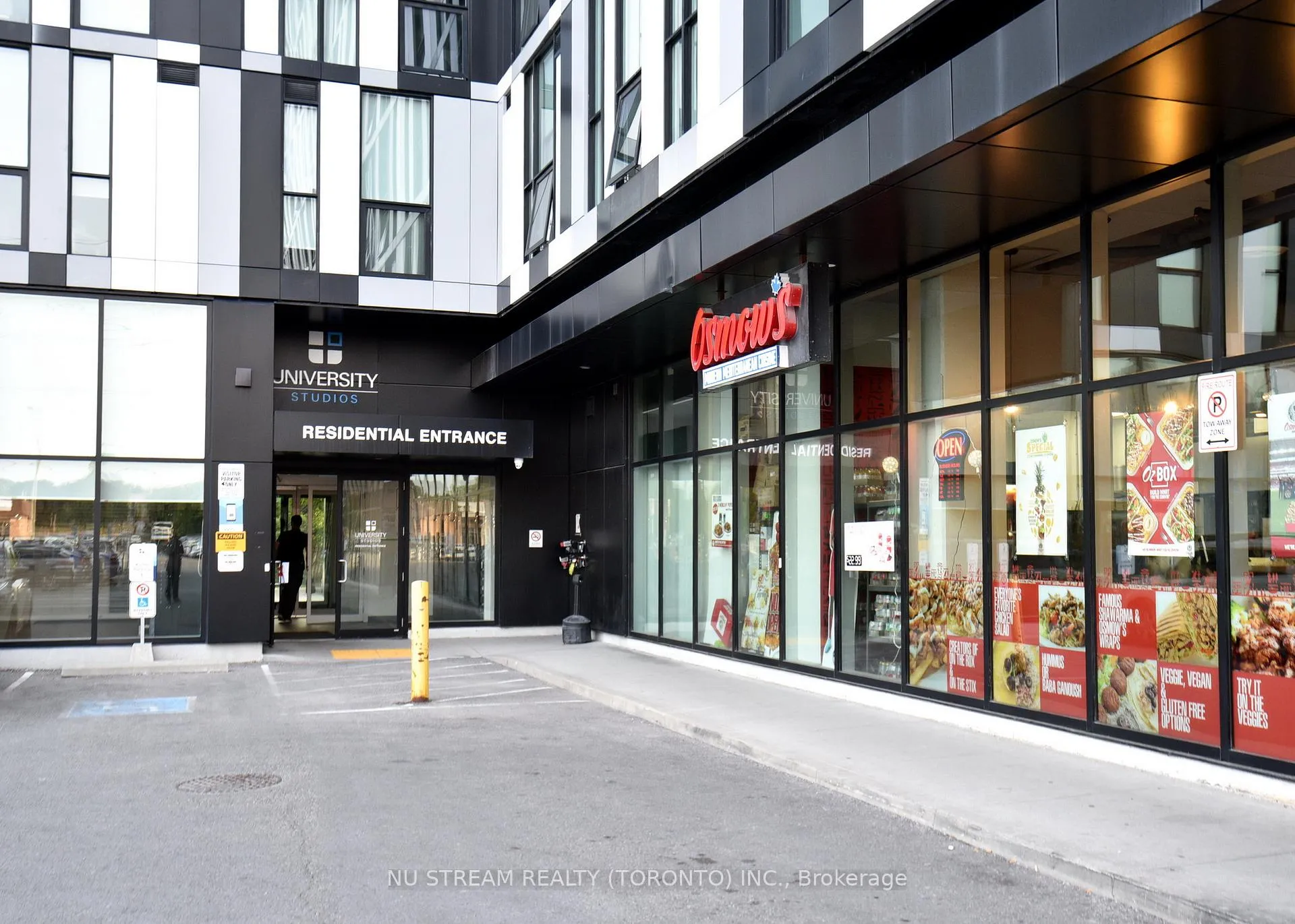 Photo 1 of Unit 834, 1900 Simcoe Street N, Oshawa, Samac — HOMEH