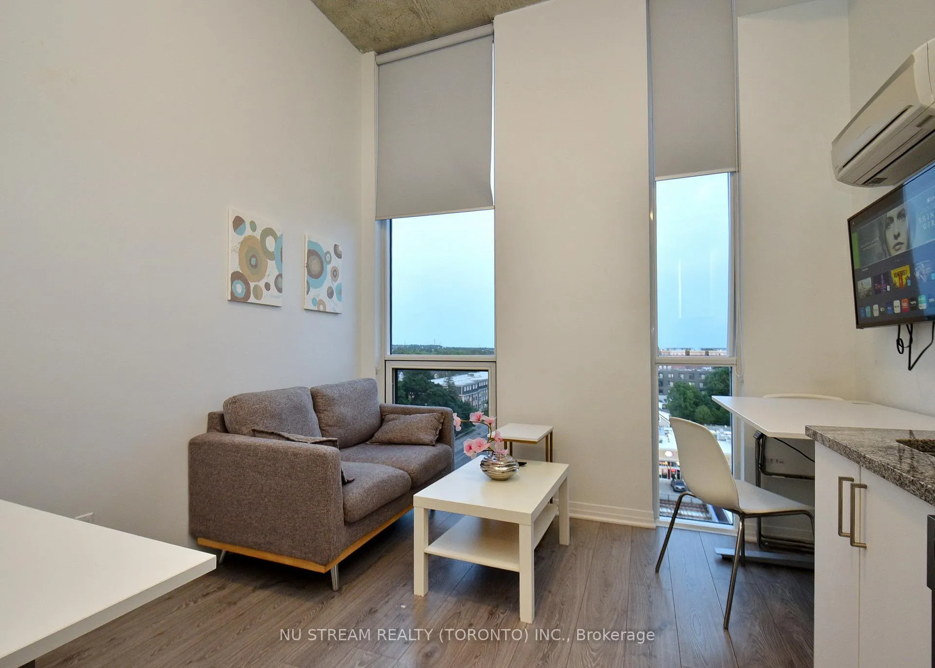 Photo 2 of Unit 834, 1900 Simcoe Street N, Oshawa, Samac — HOMEH
